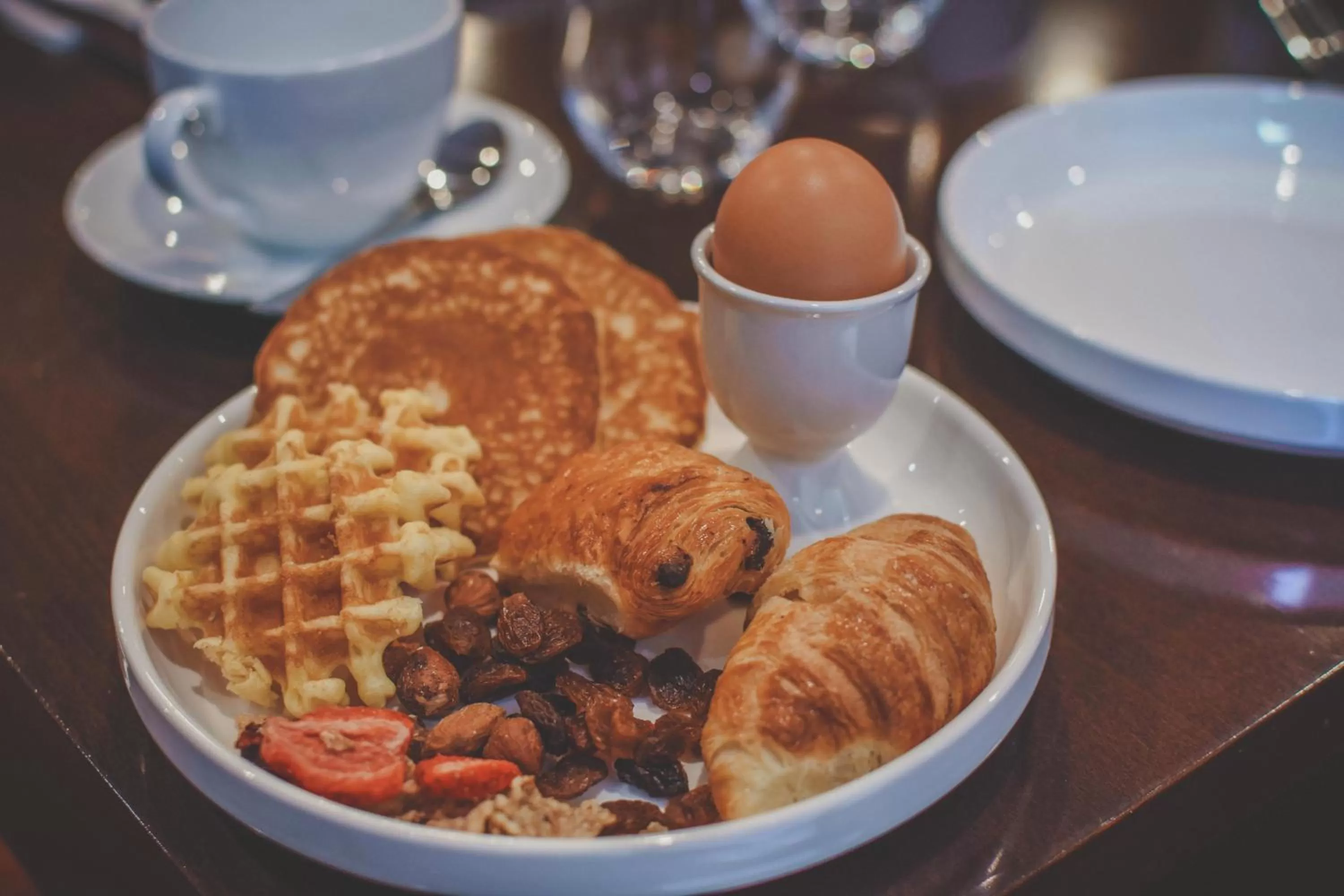 Breakfast in Hotel The Augustin