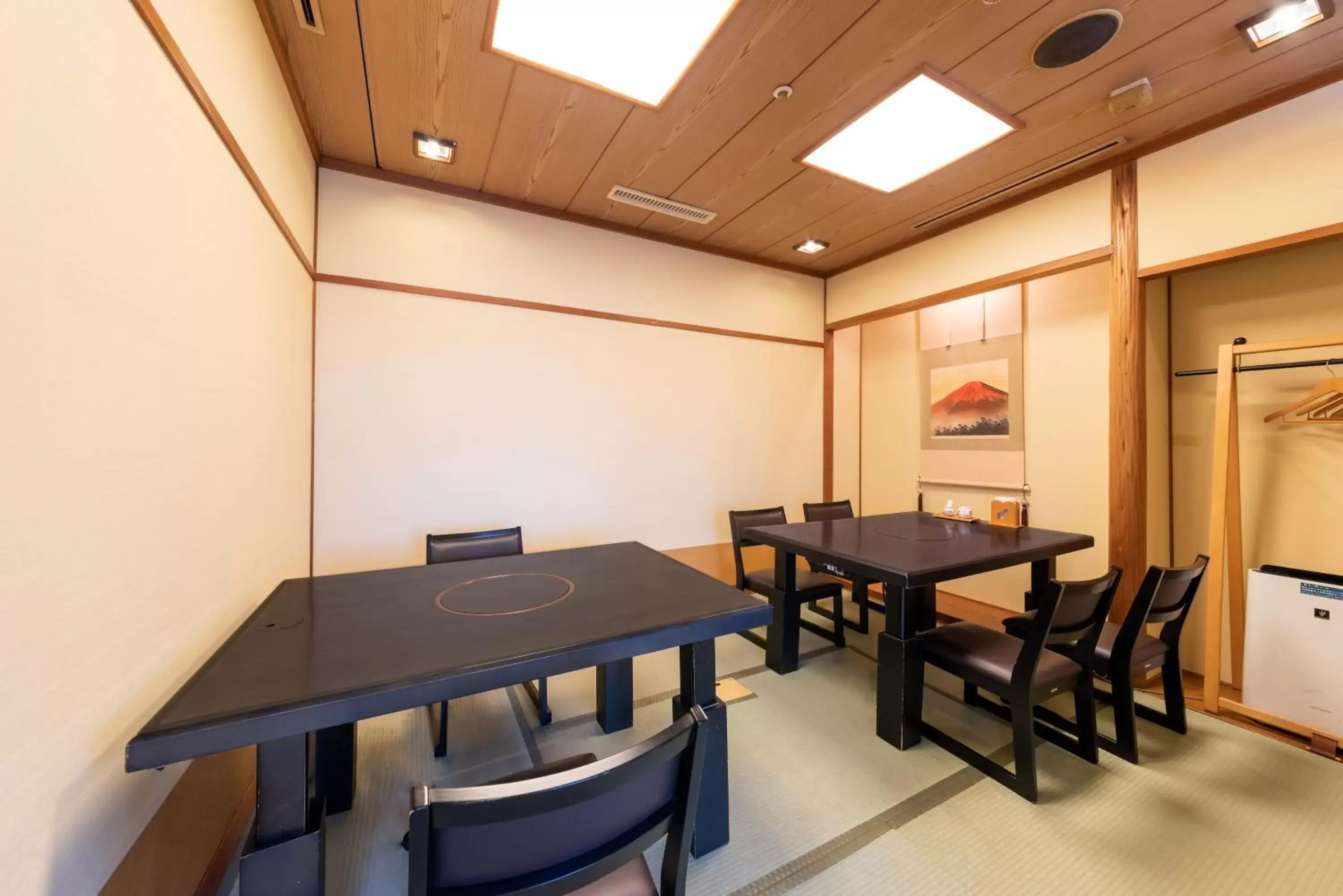 Restaurant/places to eat, Dining Area in Kagoshima Washington Hotel Plaza