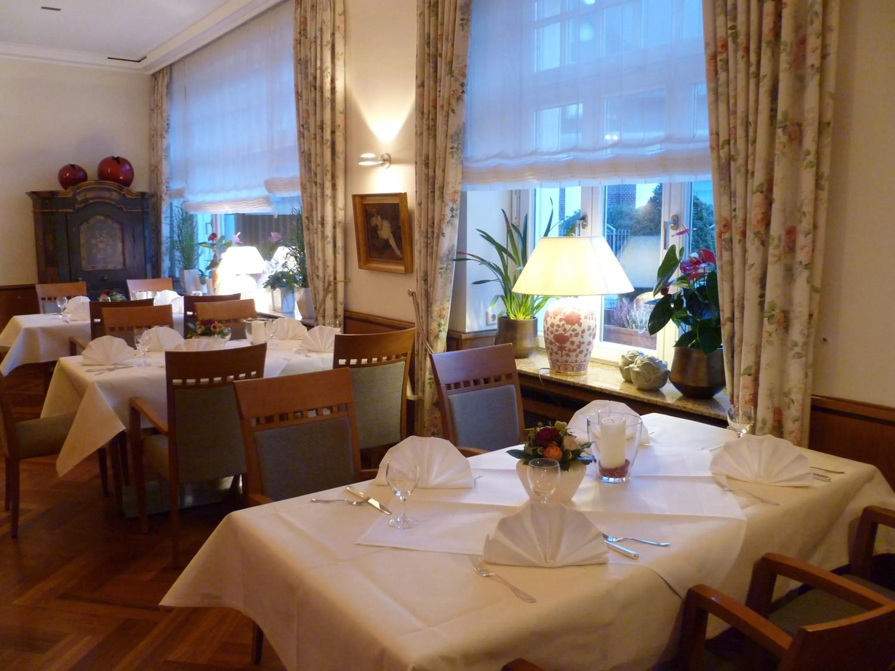 Restaurant/places to eat in Hotel Lindenhof