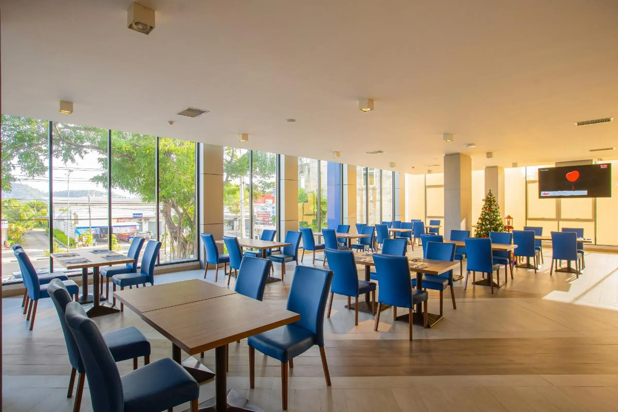 Restaurant/places to eat in Seabed Grand Hotel Phuket - SHA Extra Plus Restaurant/places to eat in Seabed Grand Hotel Phuket - SHA Extra Plus