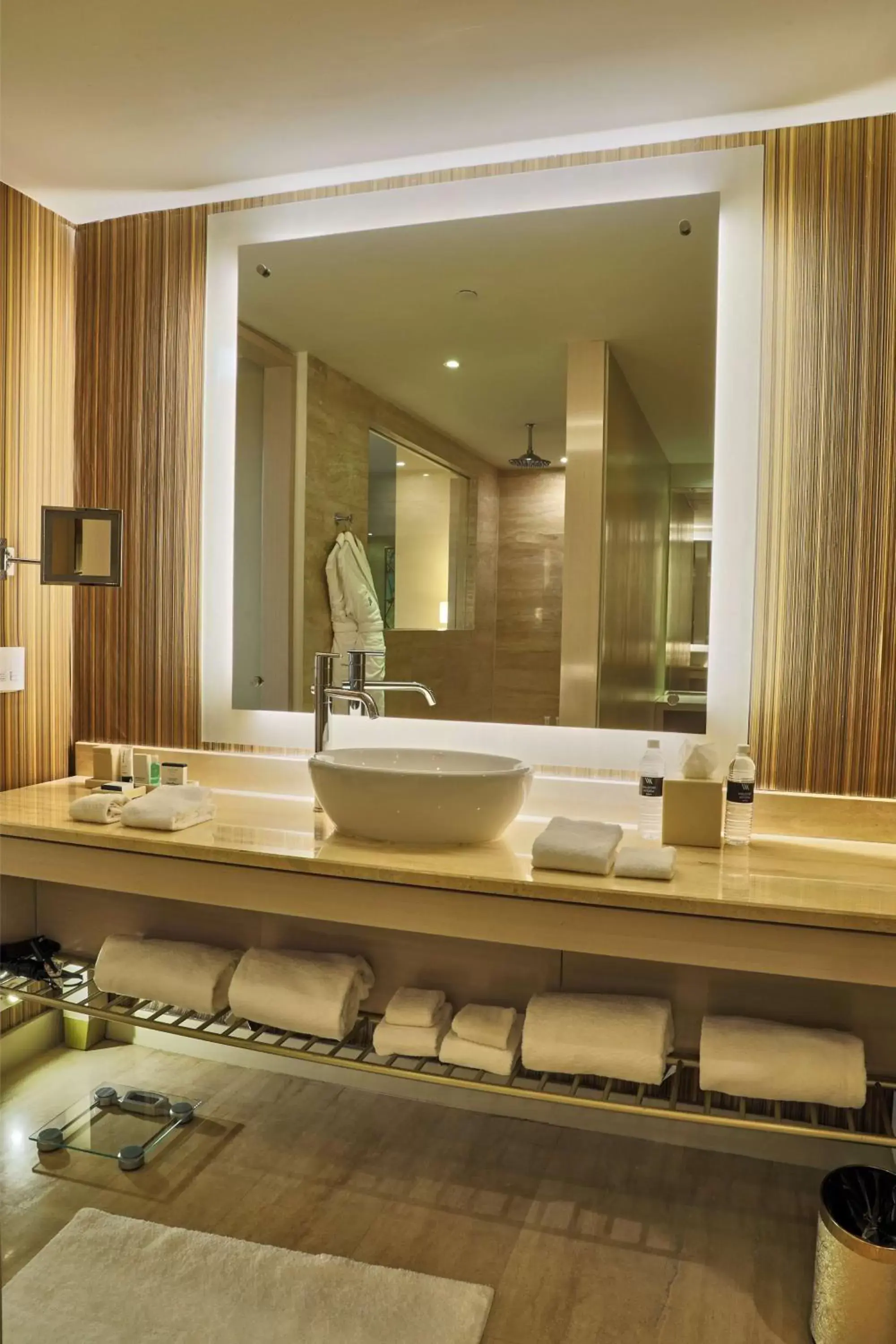 Bathroom in Waldorf Astoria Panama