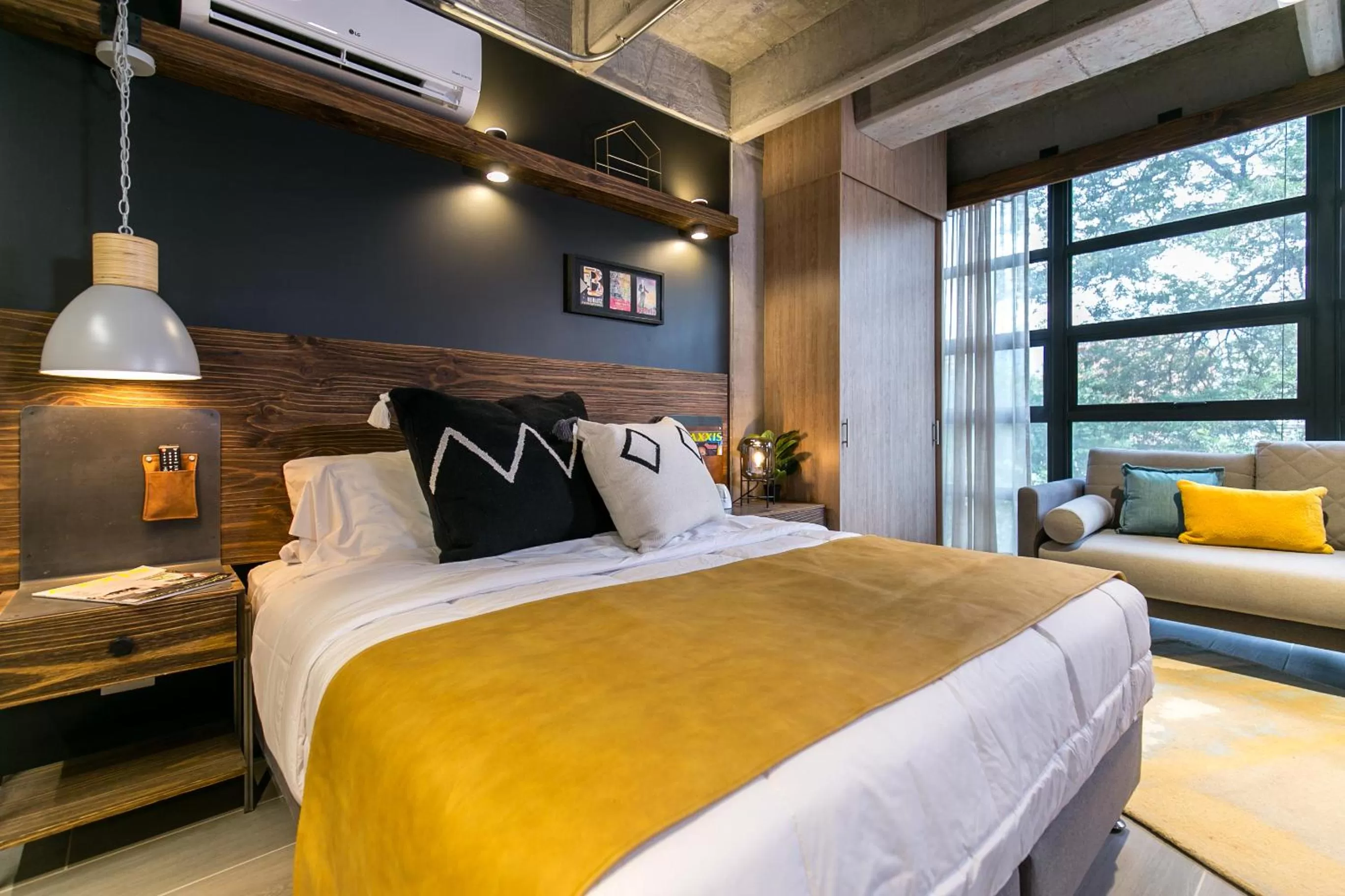 Seating area, Bed in Factory Lofts Hotel