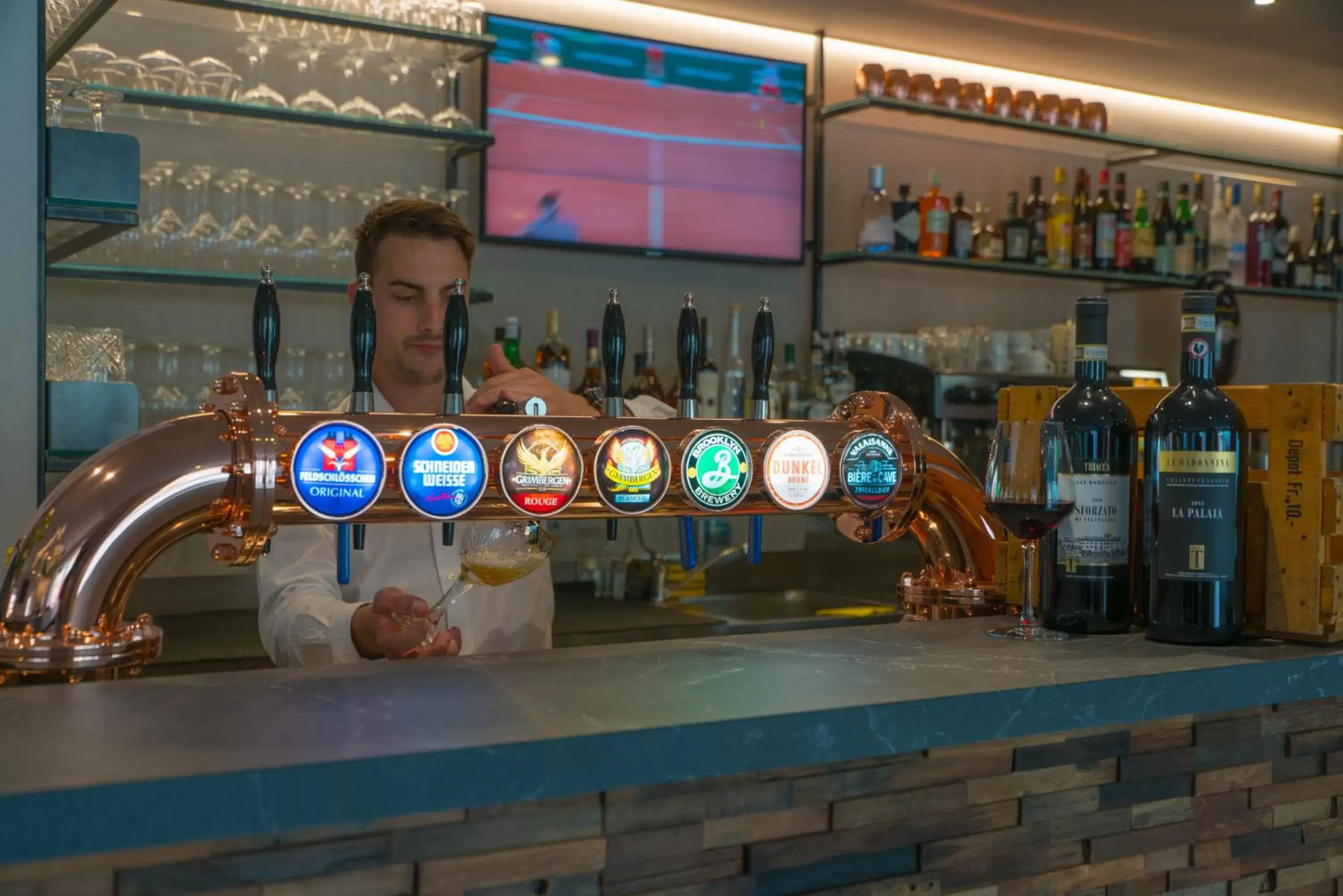 Lounge/Bar in Poschiavo Suisse Hotel