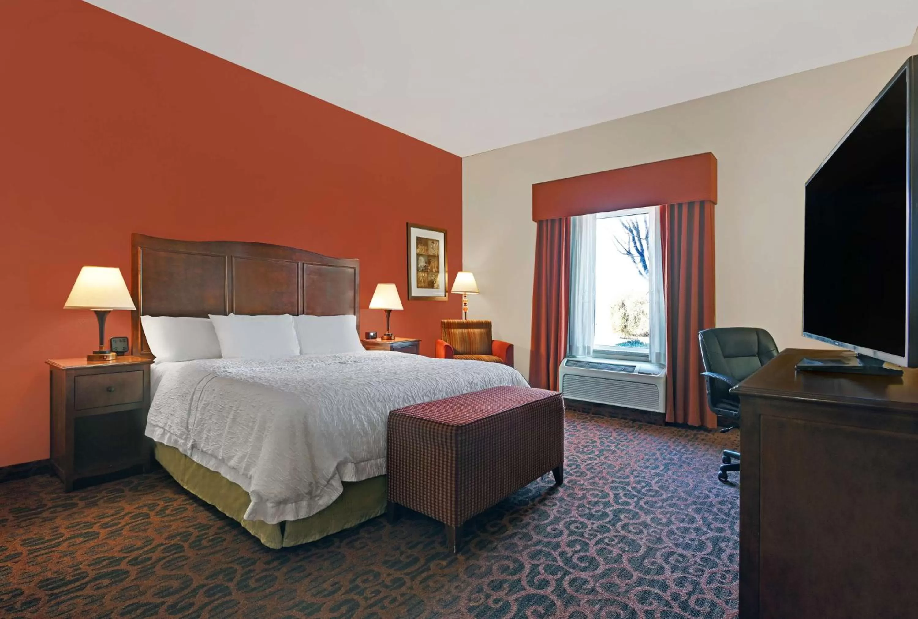 Bed in Hampton Inn Lordsburg