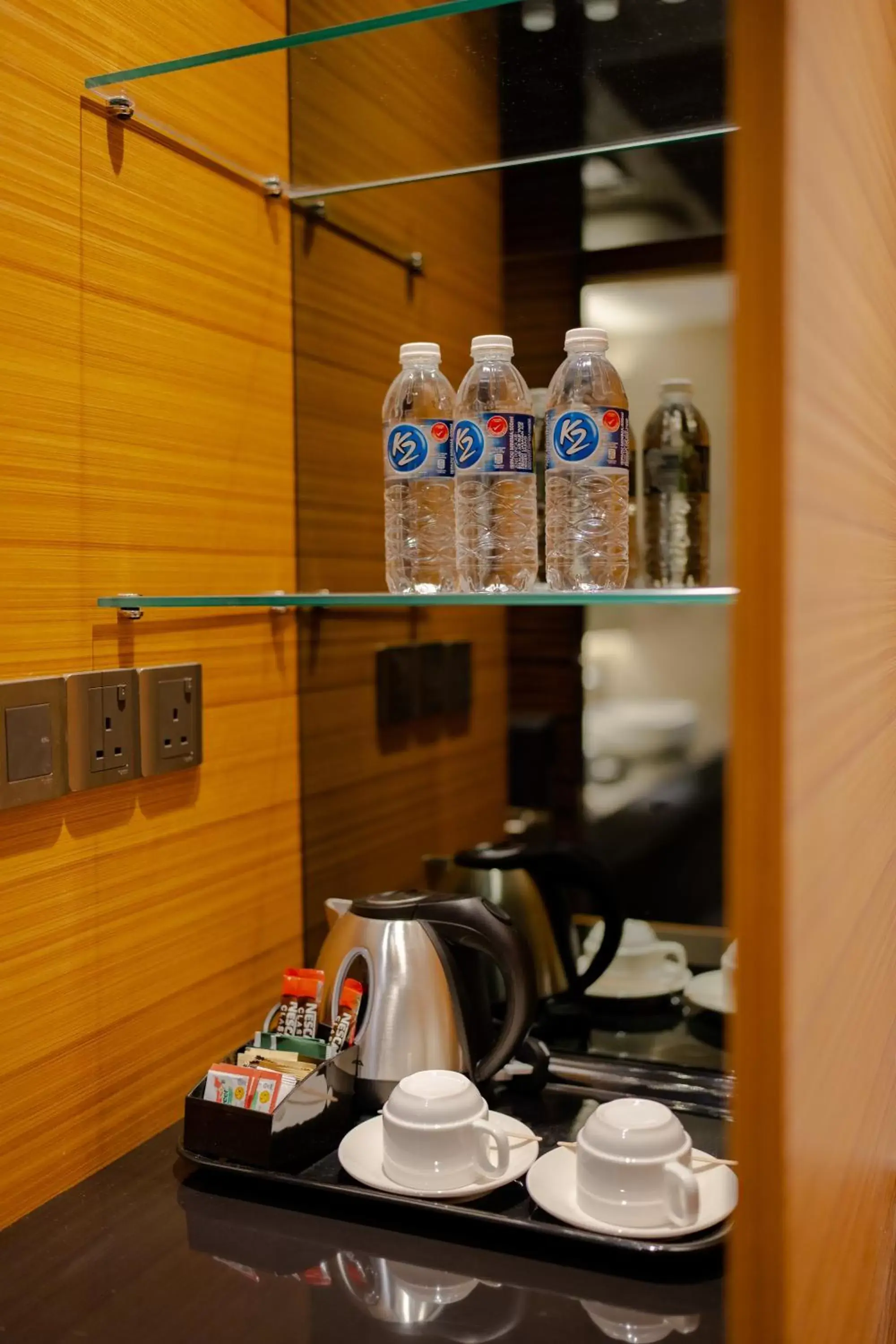 Coffee/tea facilities in Horizon Hotel