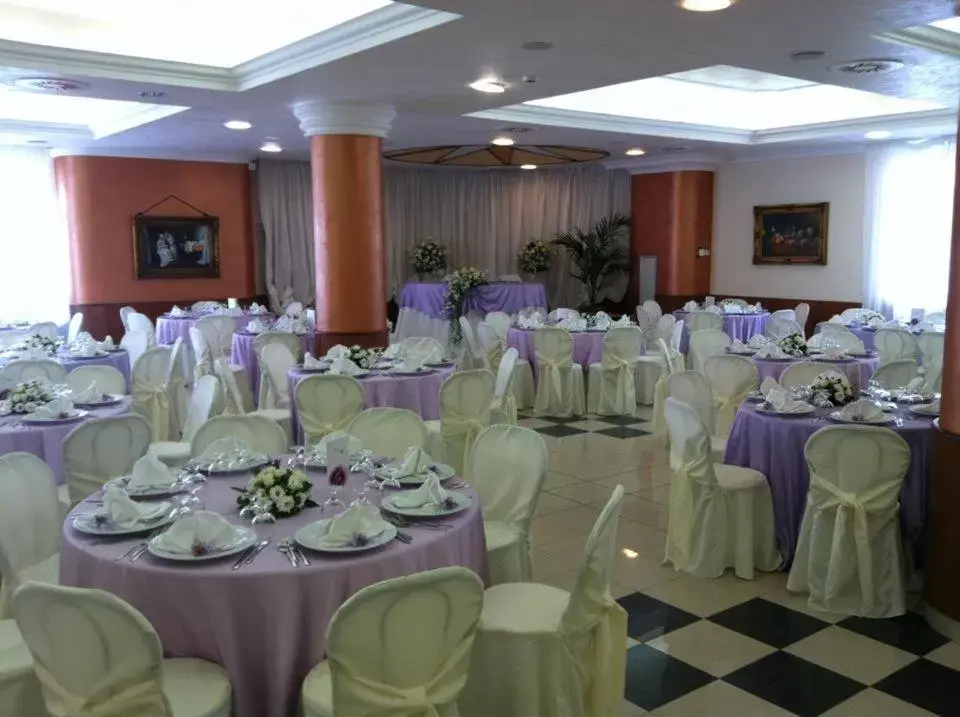 Banquet Facilities in Hotel Castelmonardo