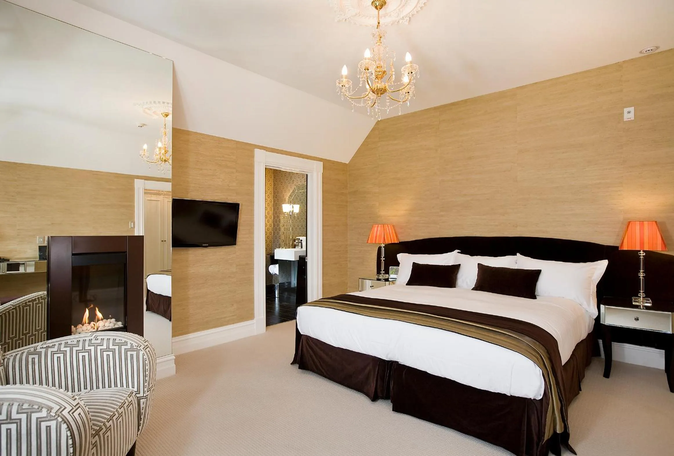 Bedroom, Bed in Camp Estate by Larnach Castle