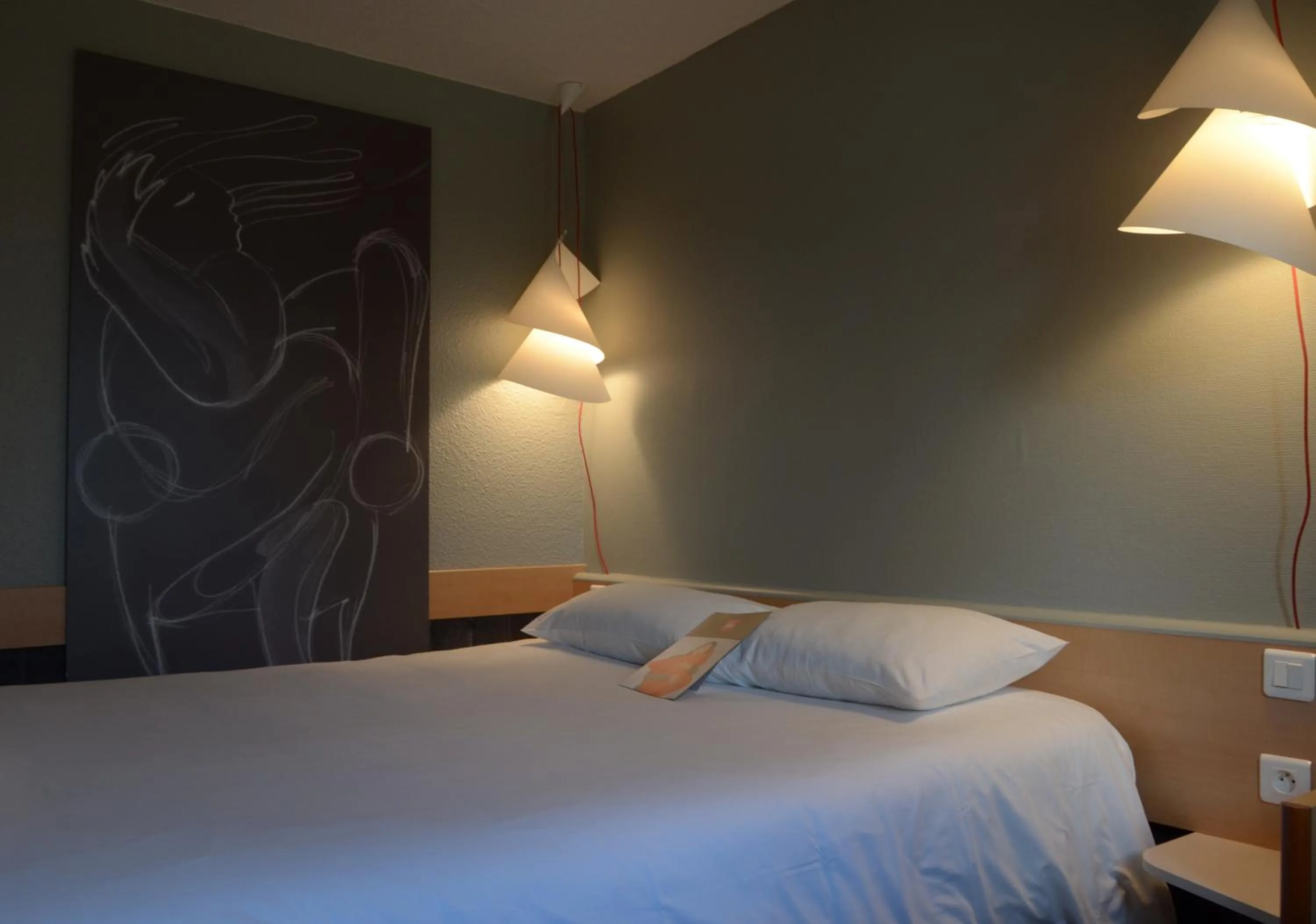 Photo of the whole room, Bed in Hôtel Ibis Nevers