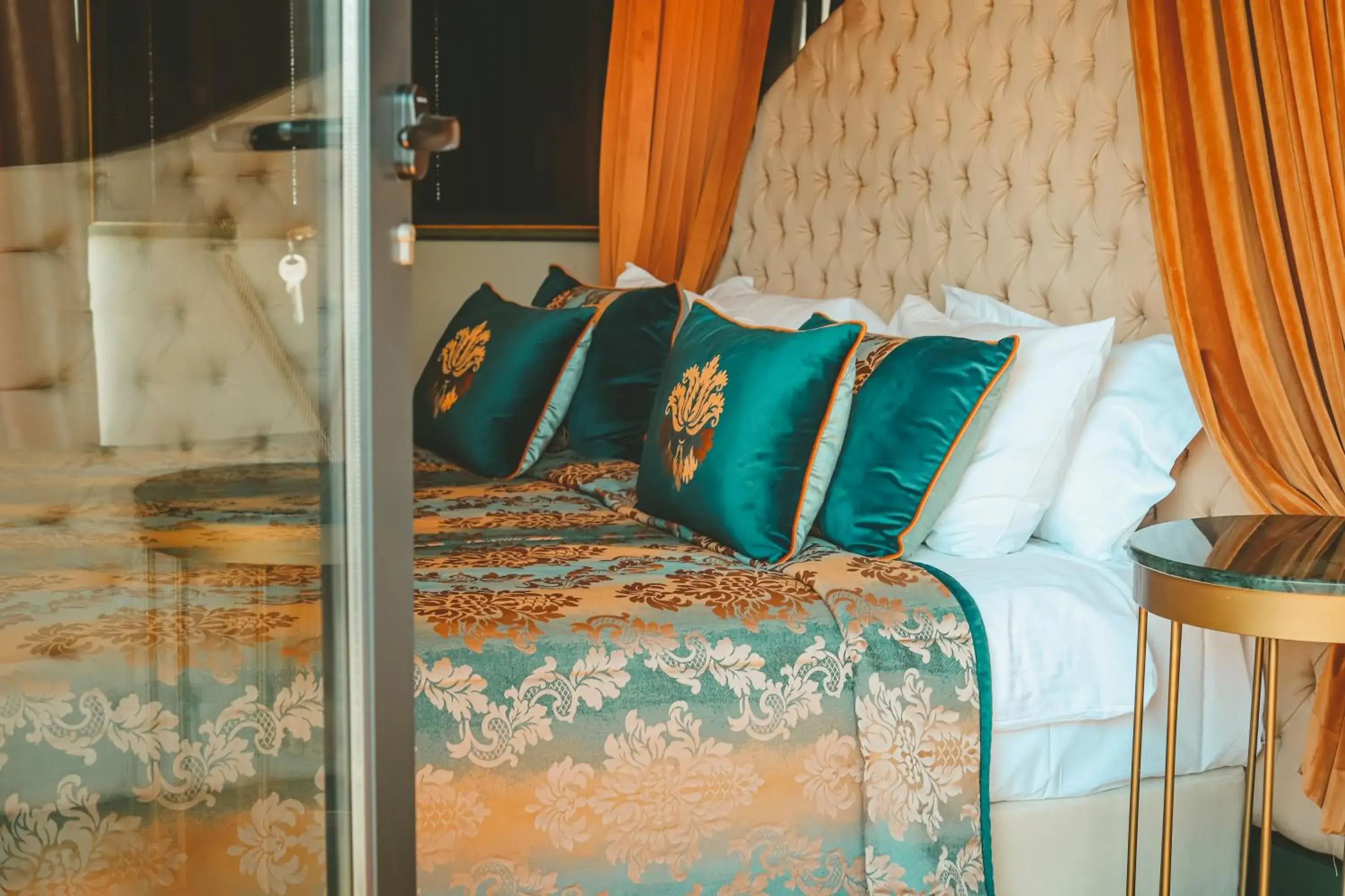 Bed in Mirart Hotel Boutique & SPA Yalova