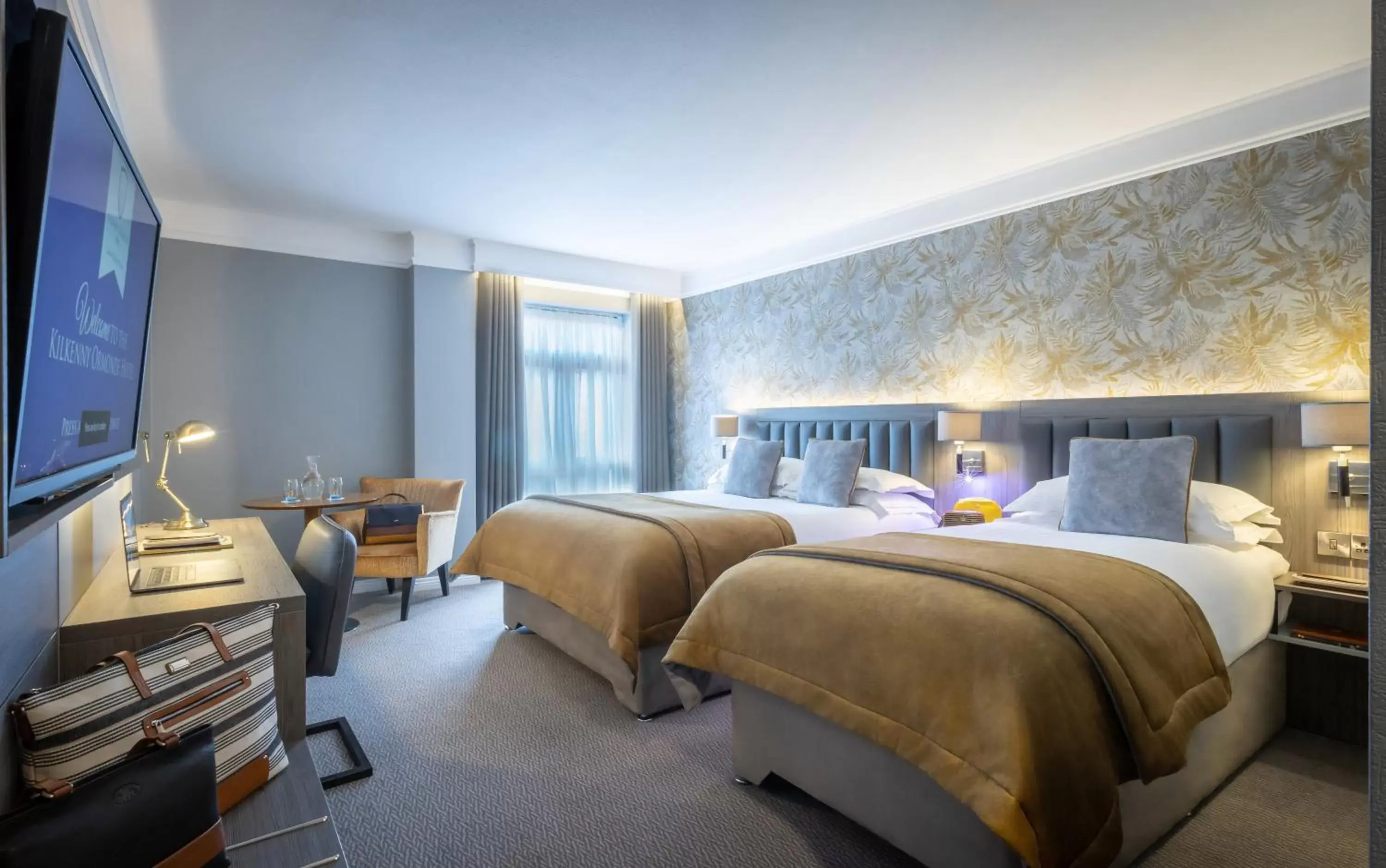 Bed in Kilkenny Ormonde Hotel