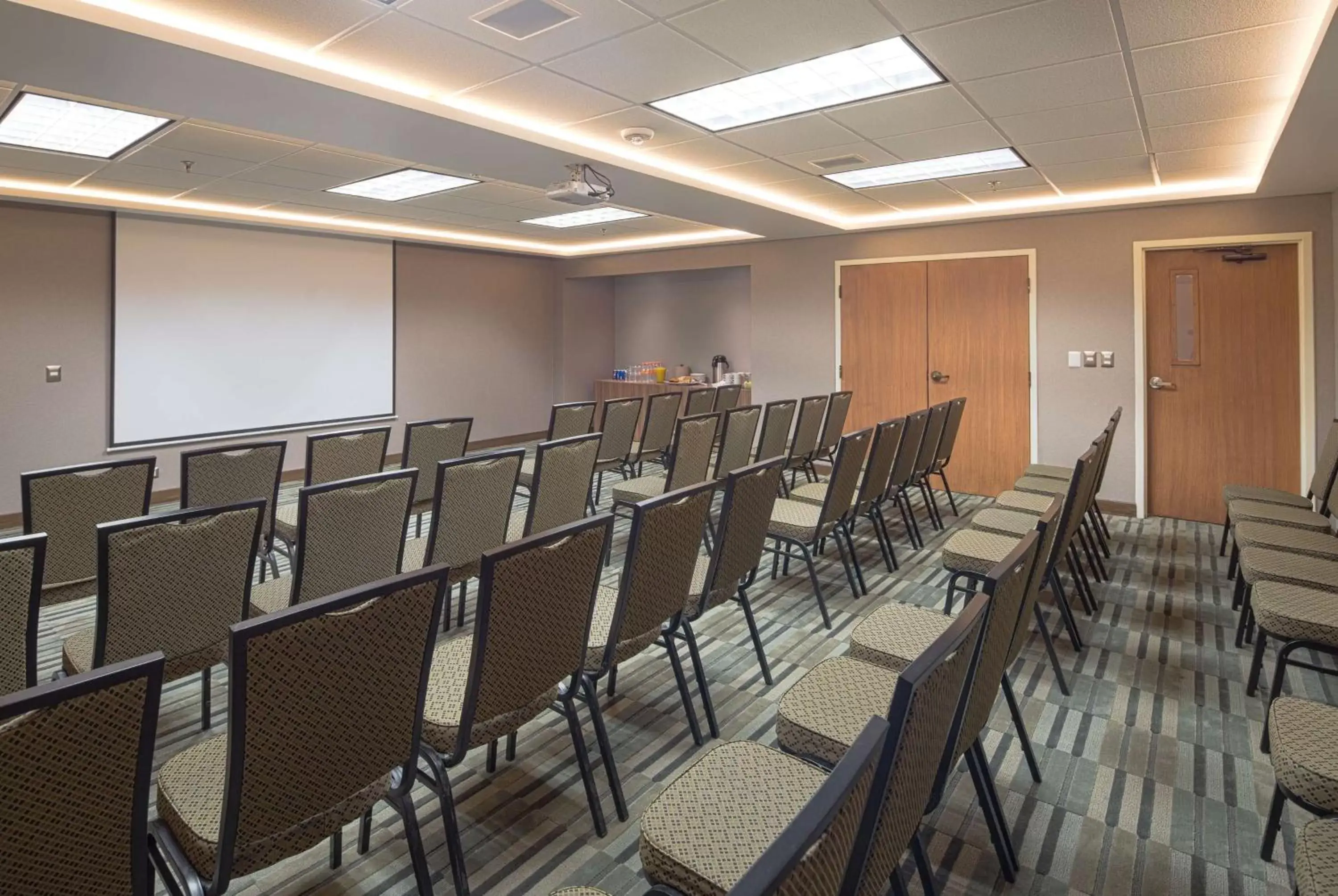 Meeting/conference room in Hampton by Hilton Monterrey Galerias Obispado