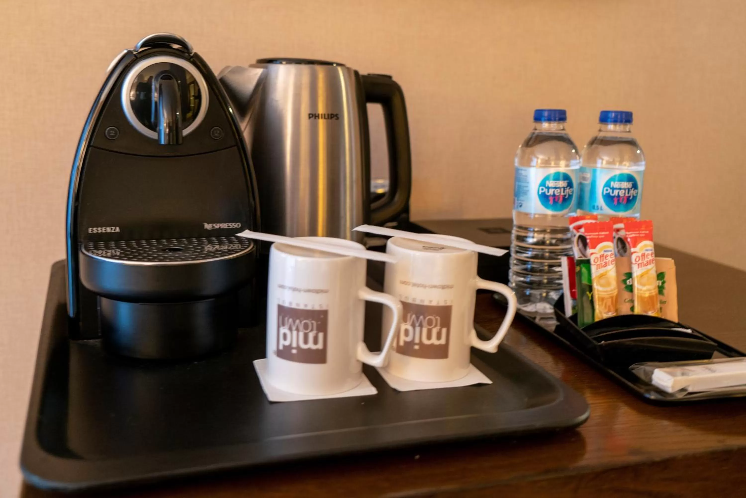 Coffee/tea facilities in Midtown Hotel