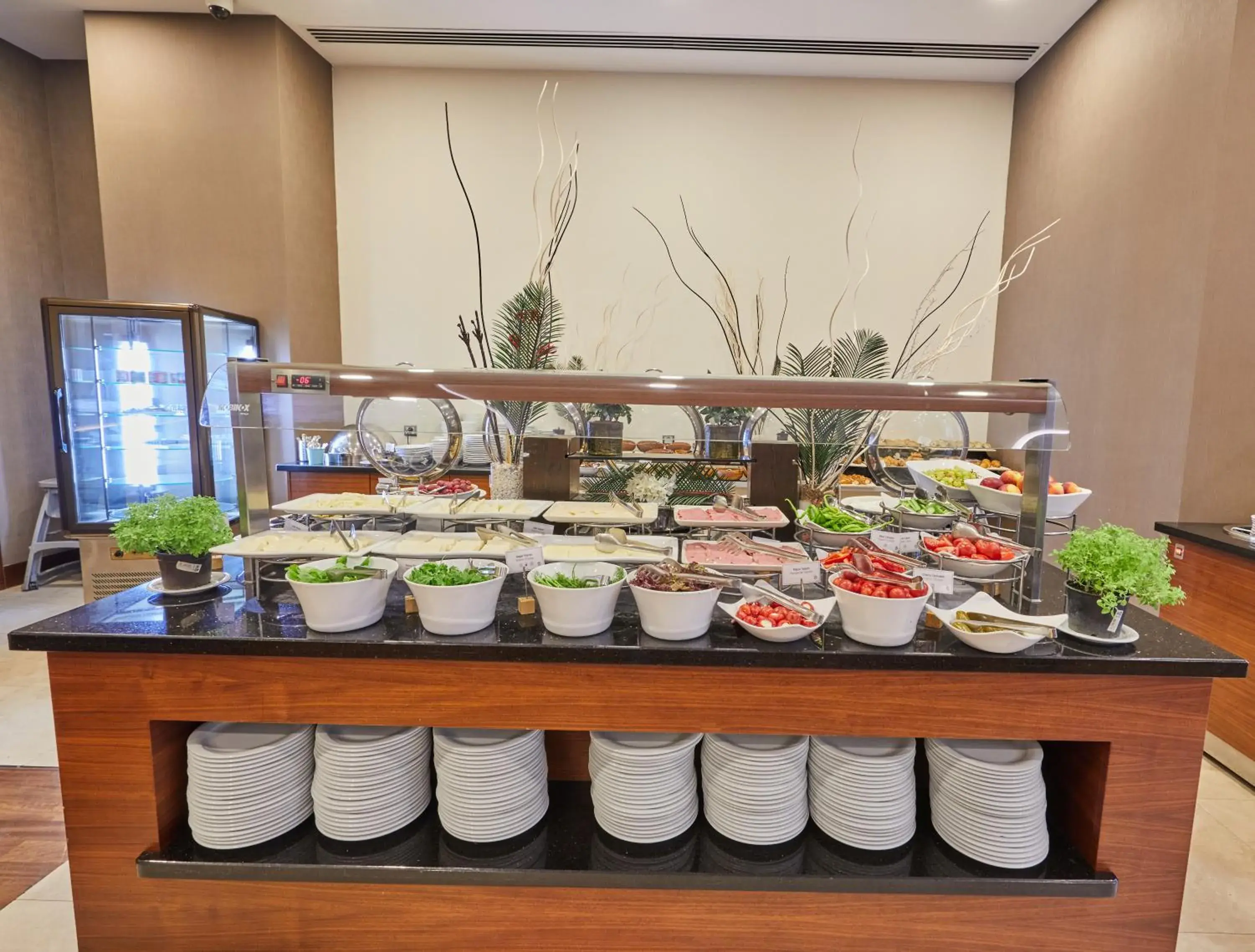 Buffet breakfast, Food in Park Dedeman Bostanci Hotel