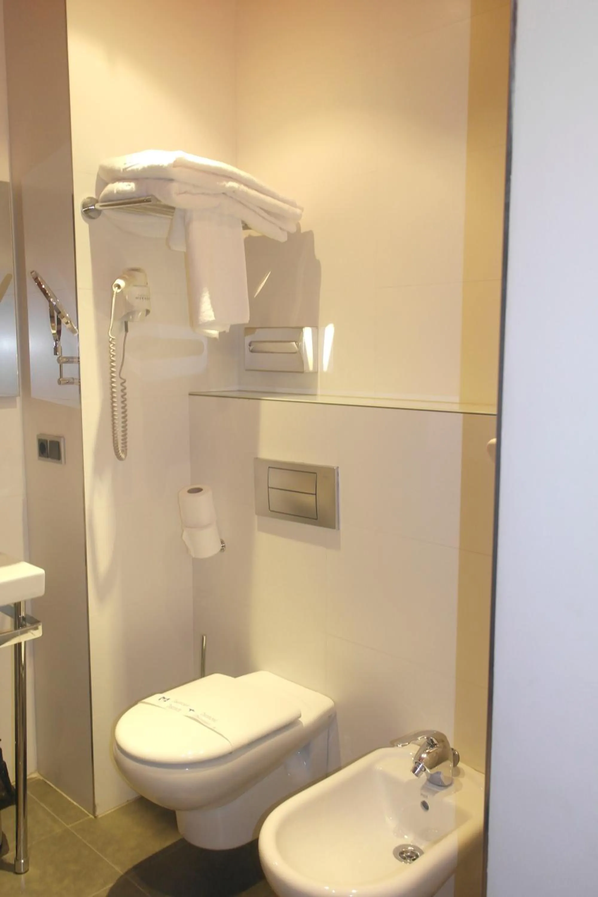 Toilet in Gobeo Park