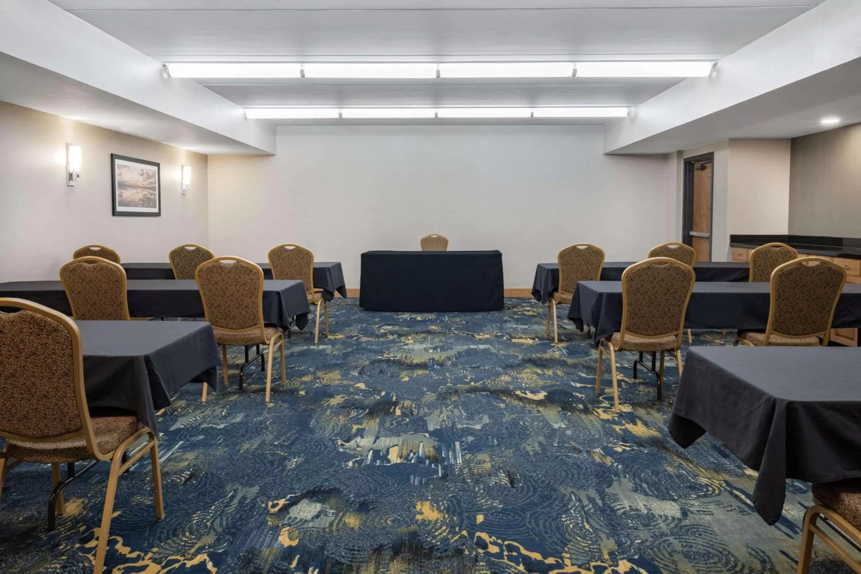 Meeting/conference room, Banquet Facilities in La Quinta by Wyndham Minneapolis-Minnetonka
