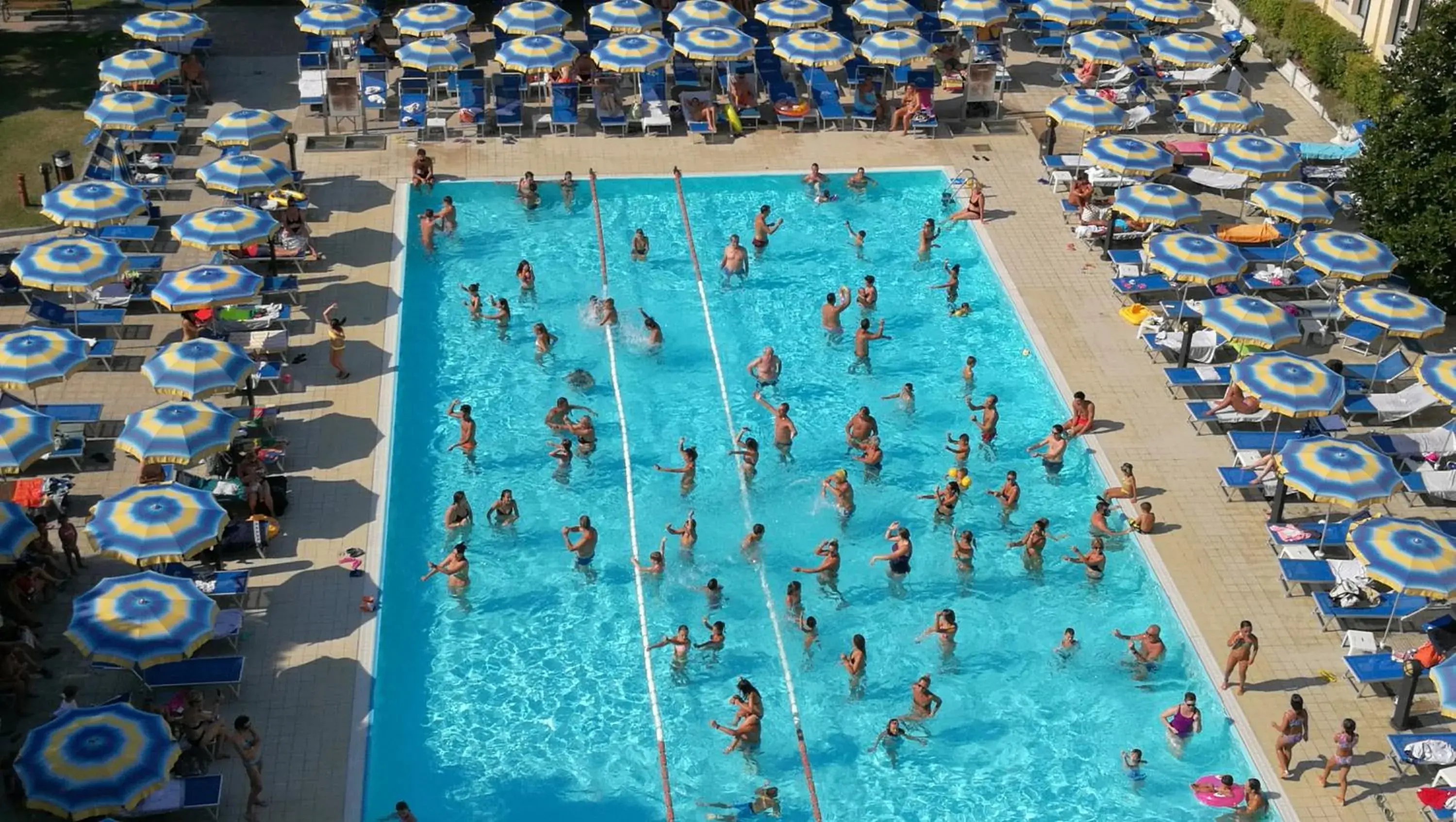 Swimming pool in Hotel Dante Family Spa Resort Swimming pool in Hotel Dante Family Spa Resort