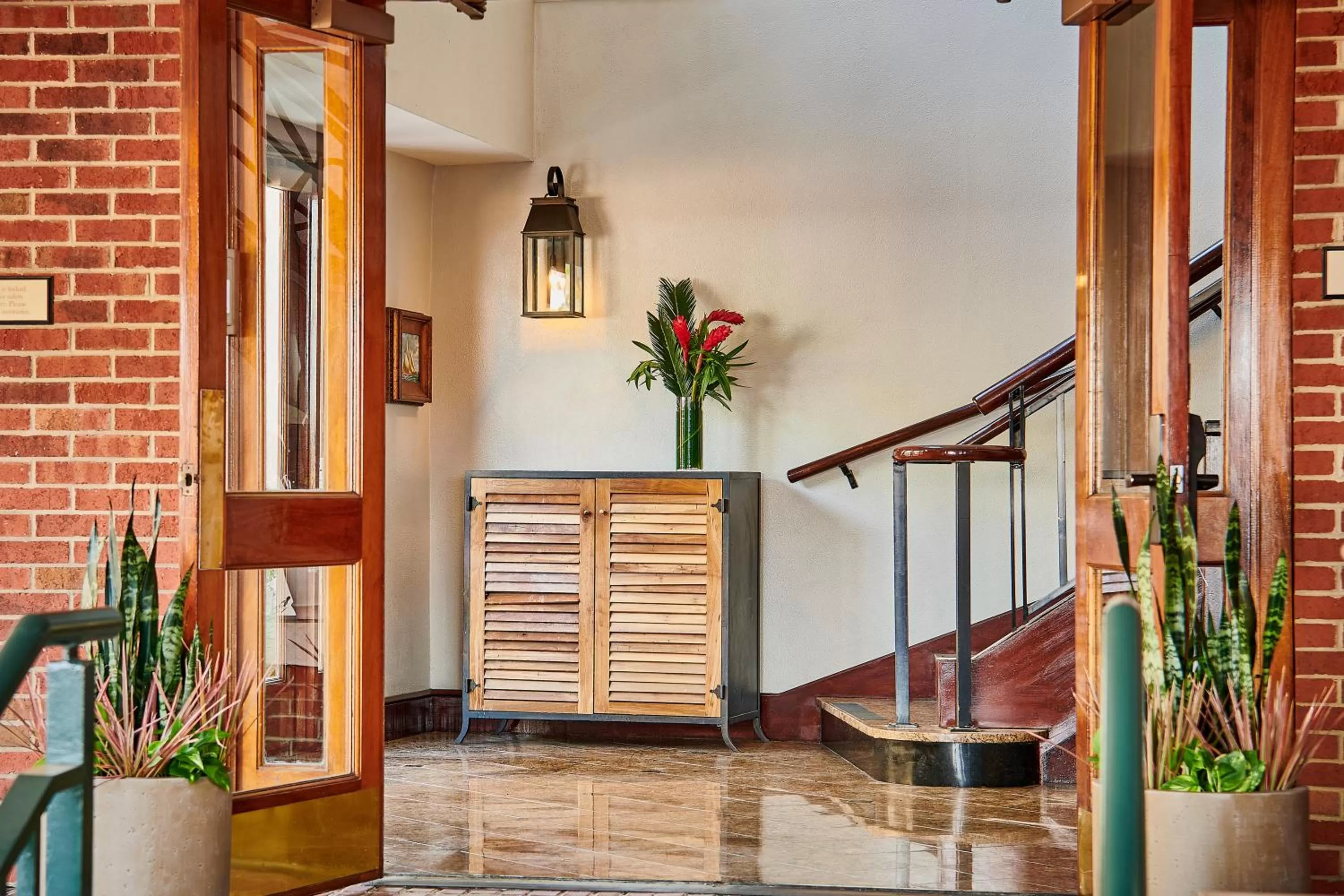 hair dresser in Harbourview Inn