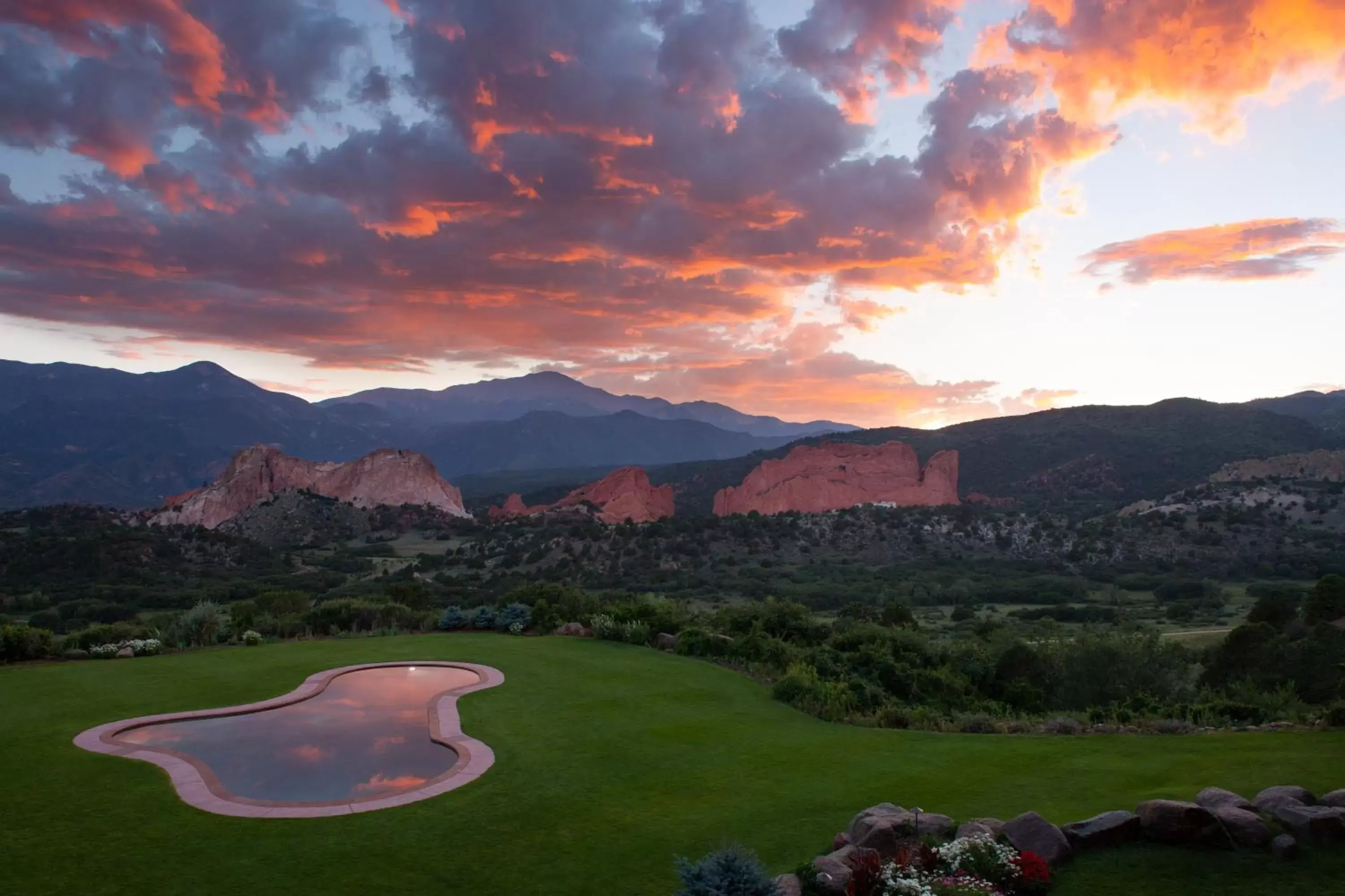 Mountain view in Garden of the Gods Club & Resort