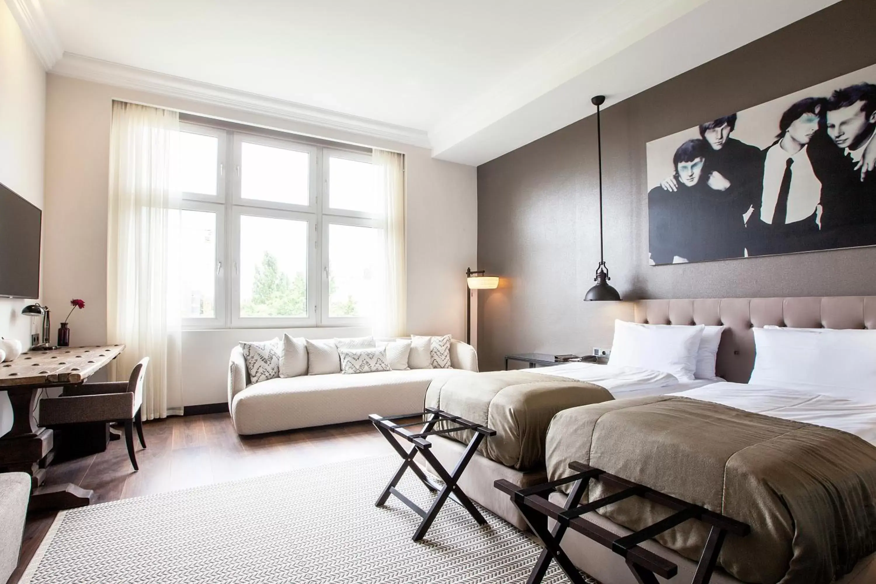 Photo of the whole room, Bed in Quentin XL Potsdamer Platz