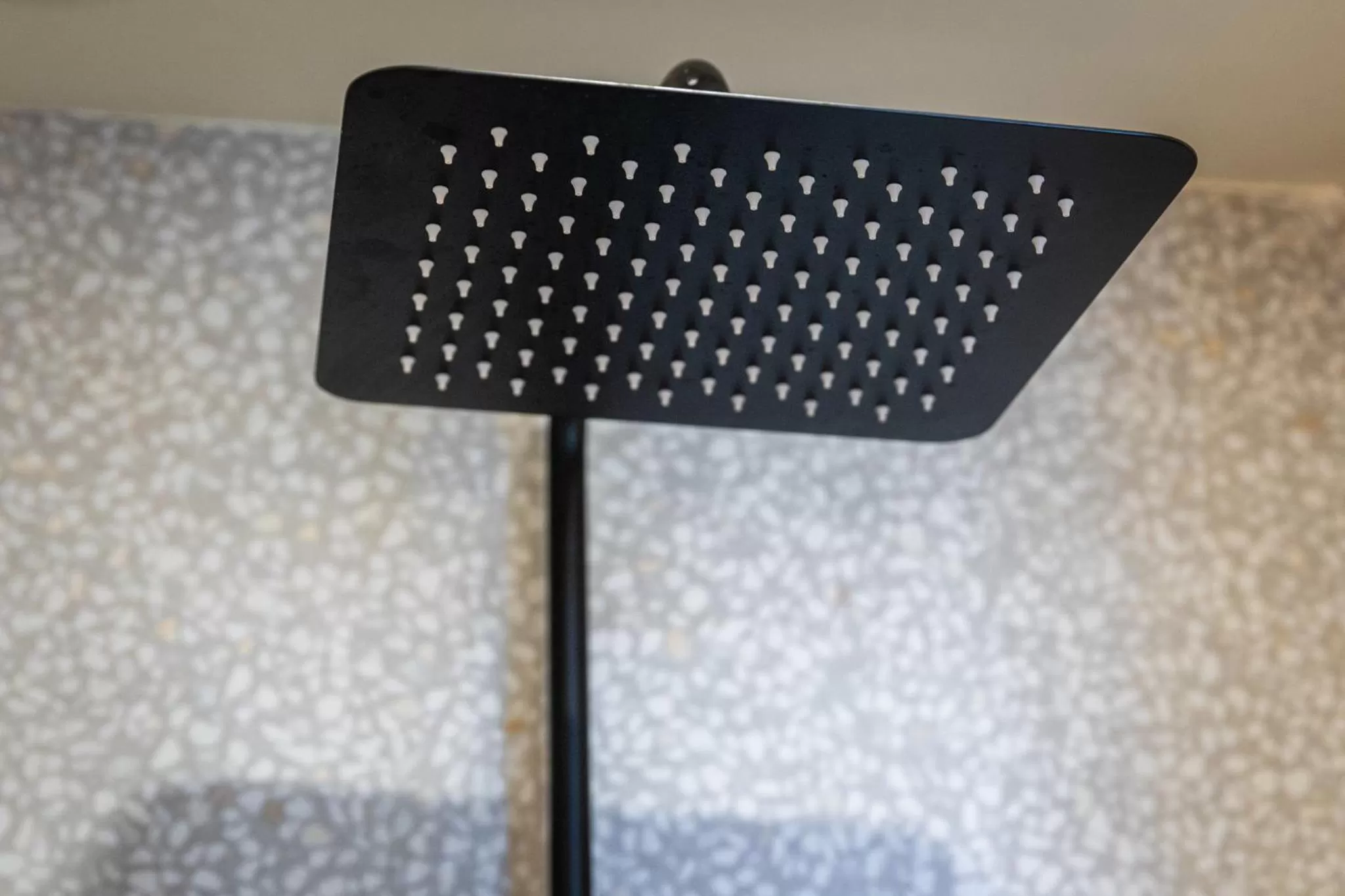 Shower in Hotel LIVVO Lumm