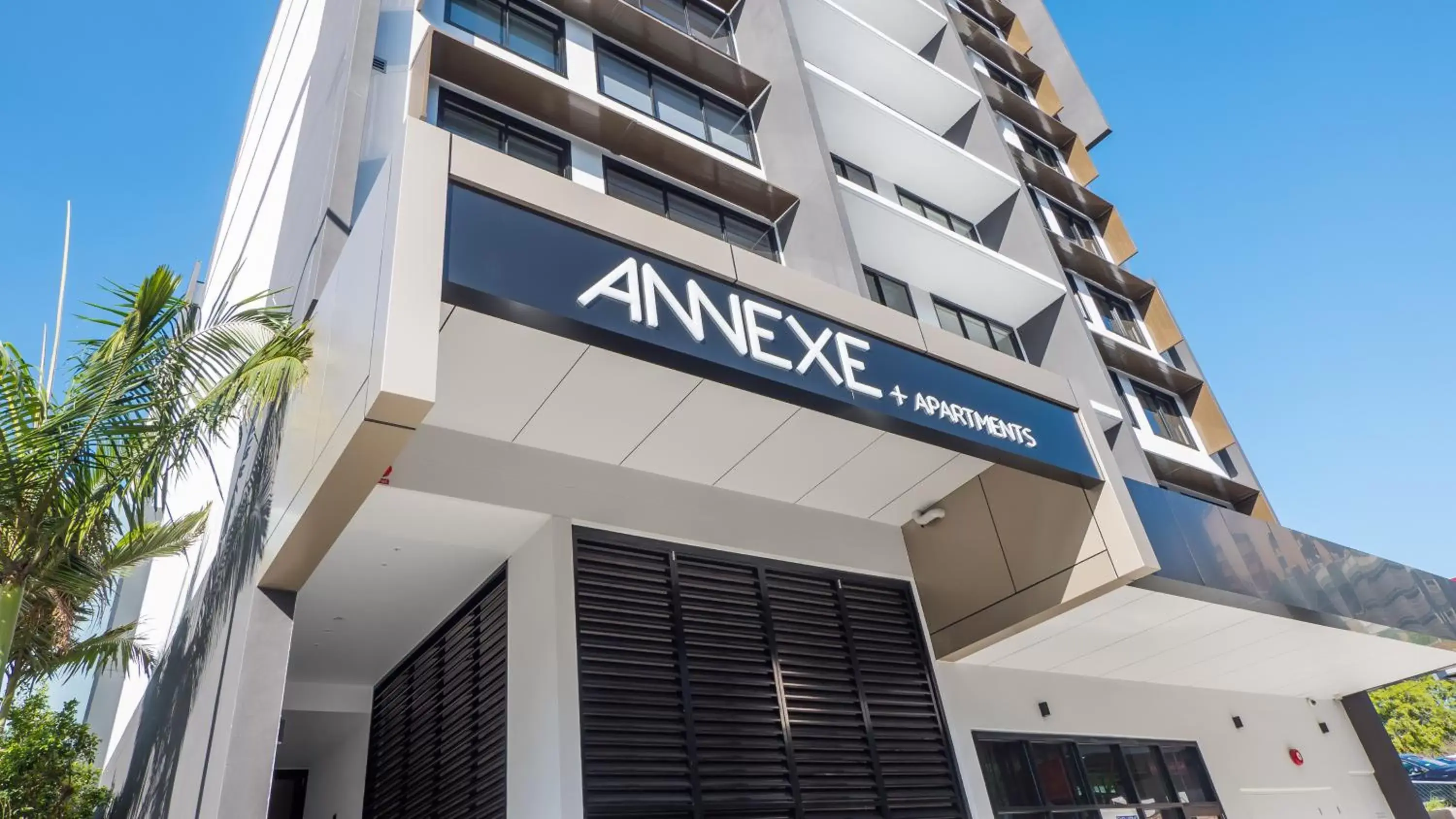 Property building, Facade/Entrance in Annexe Apartments