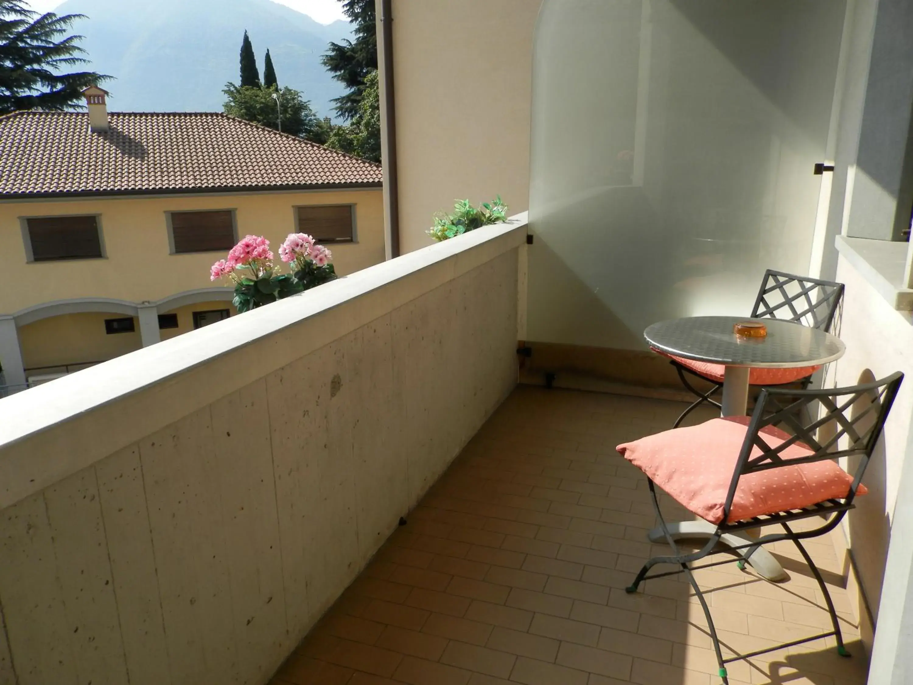 Balcony/Terrace in Continental Hotel