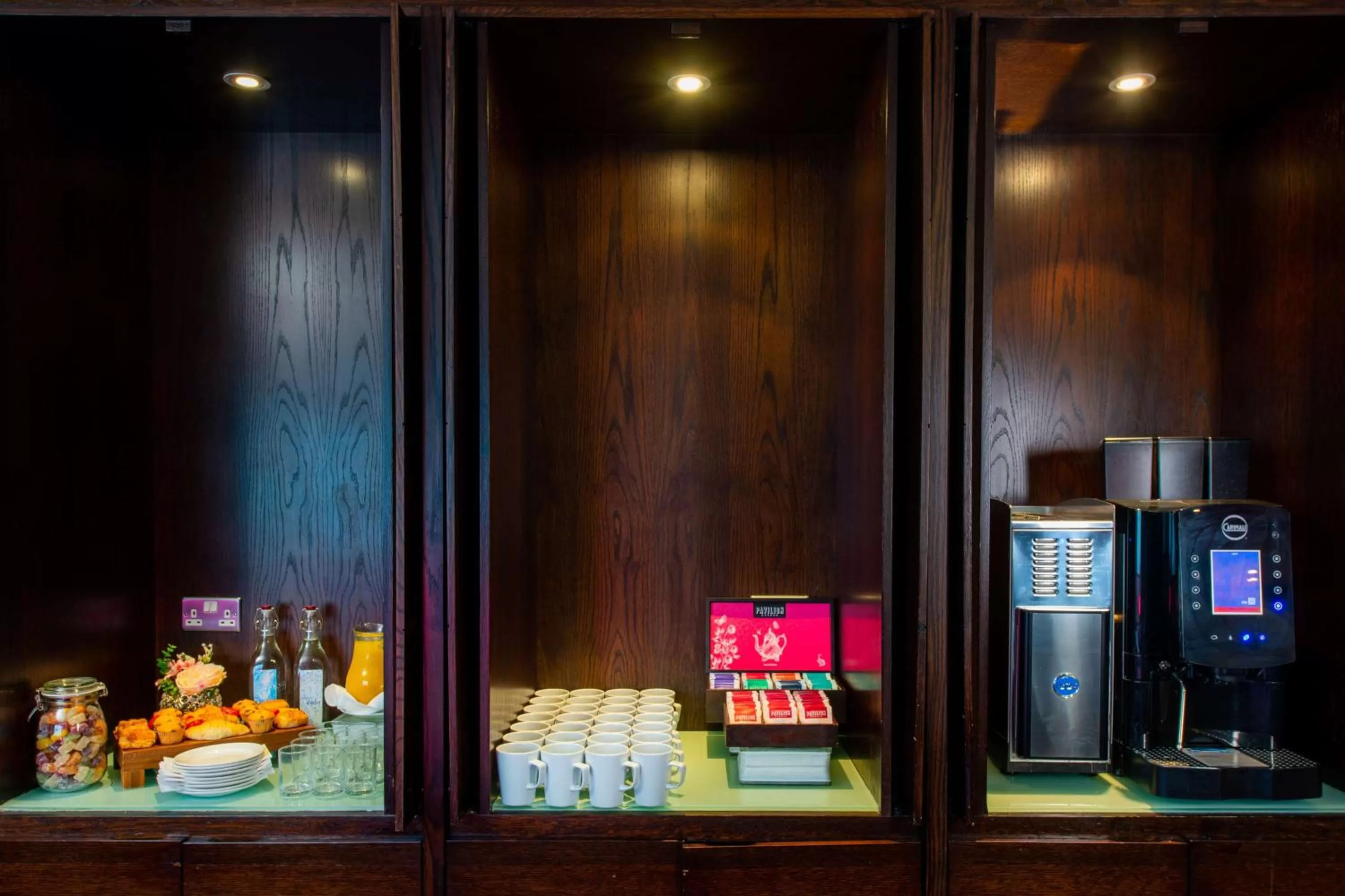 Meeting/conference room in DoubleTree by Hilton London Heathrow Airport