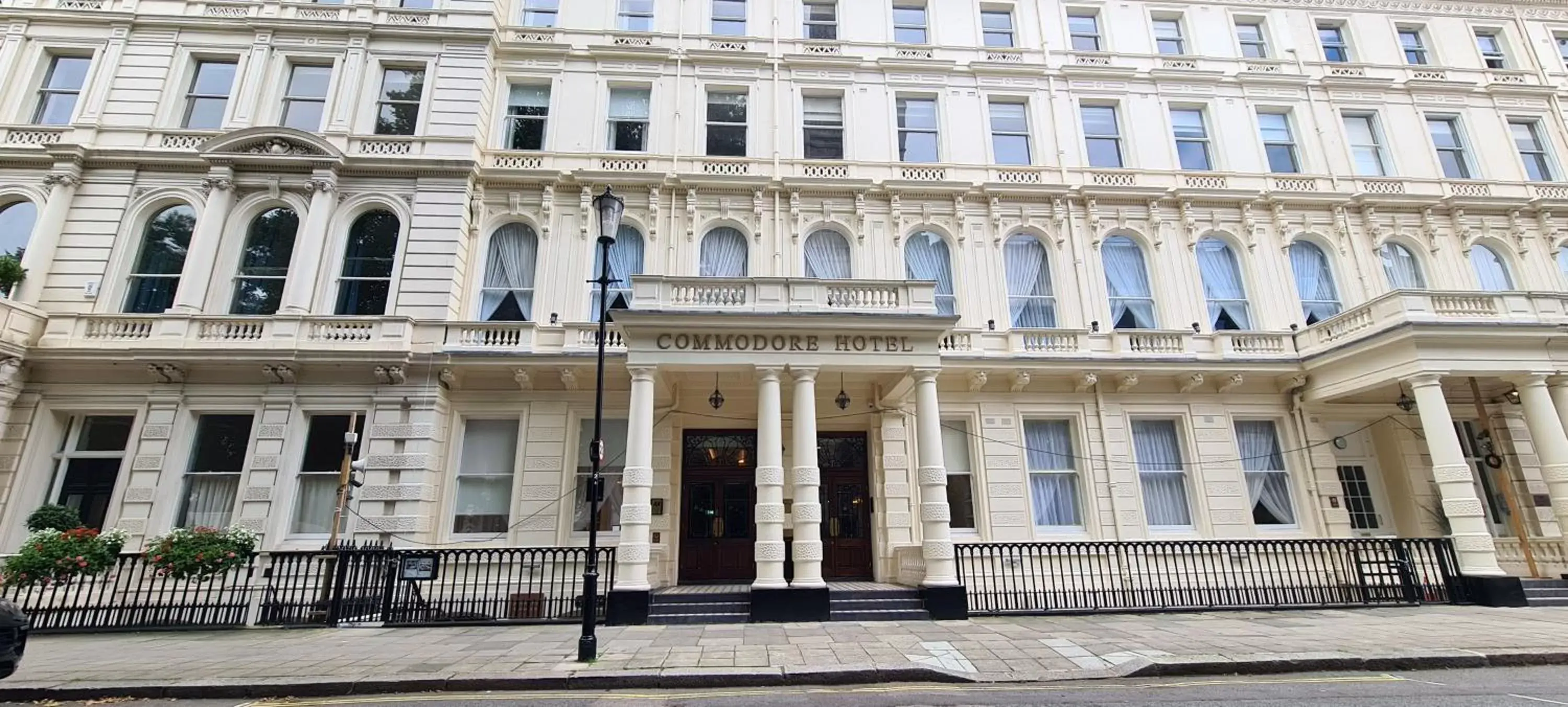 Property Building in Commodore Hotel