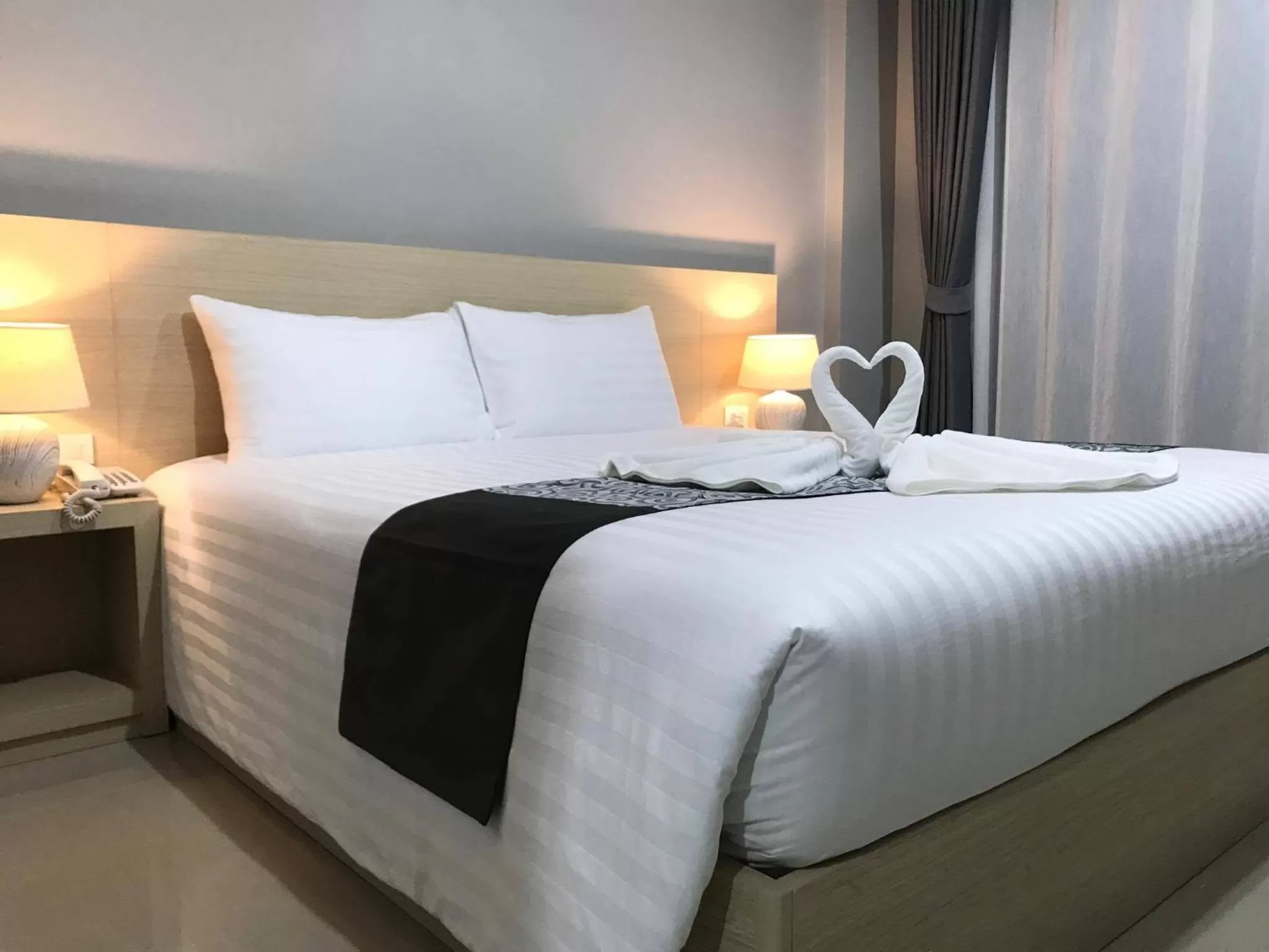 Bed in Aonang Sea Valley Resort