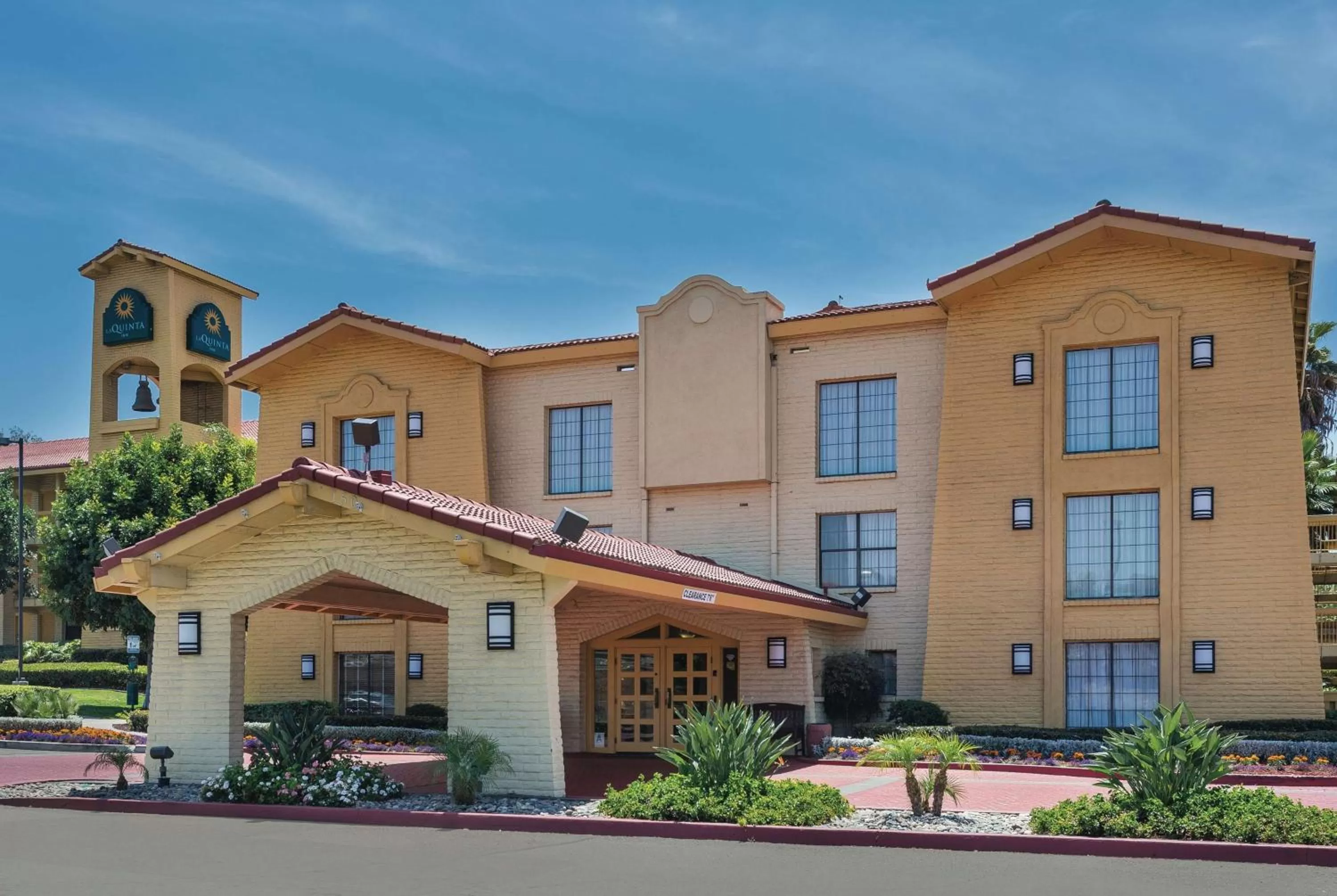 Property building in La Quinta Inn by Wyndham San Diego Chula Vista