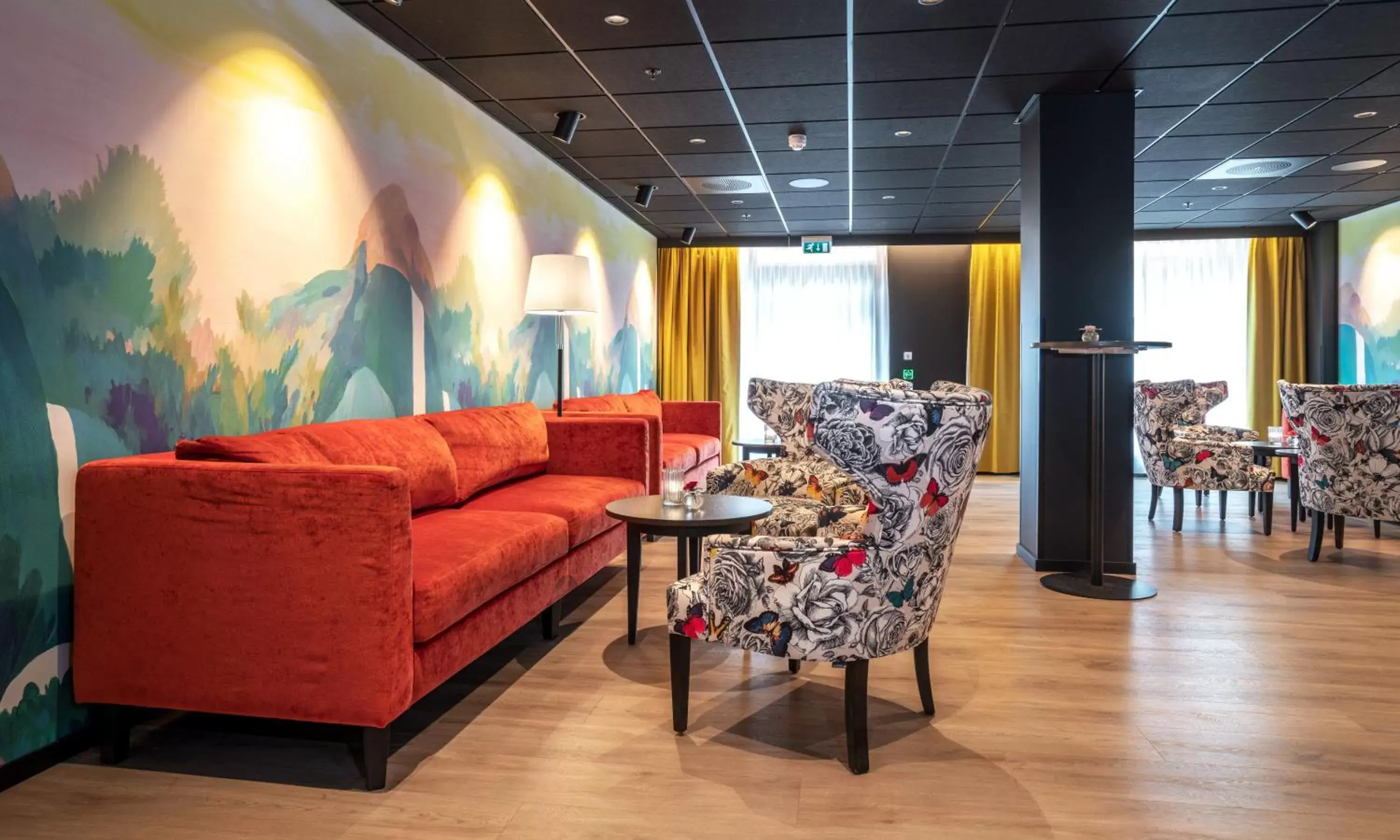 Lounge or bar, Lobby/Reception in Thon Hotel Polar