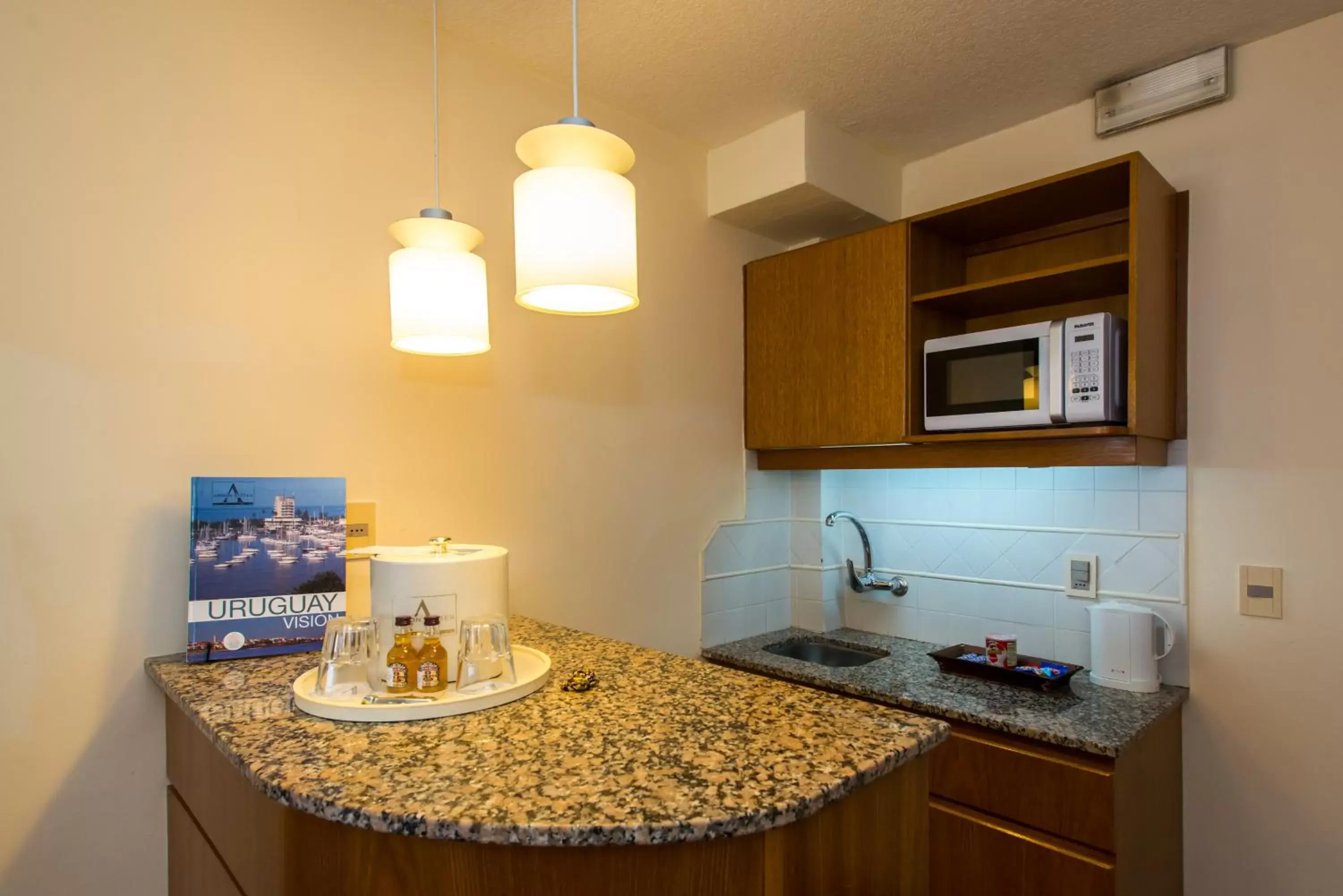 Area and facilities, Kitchen/Kitchenette in Armon Suites Hotel