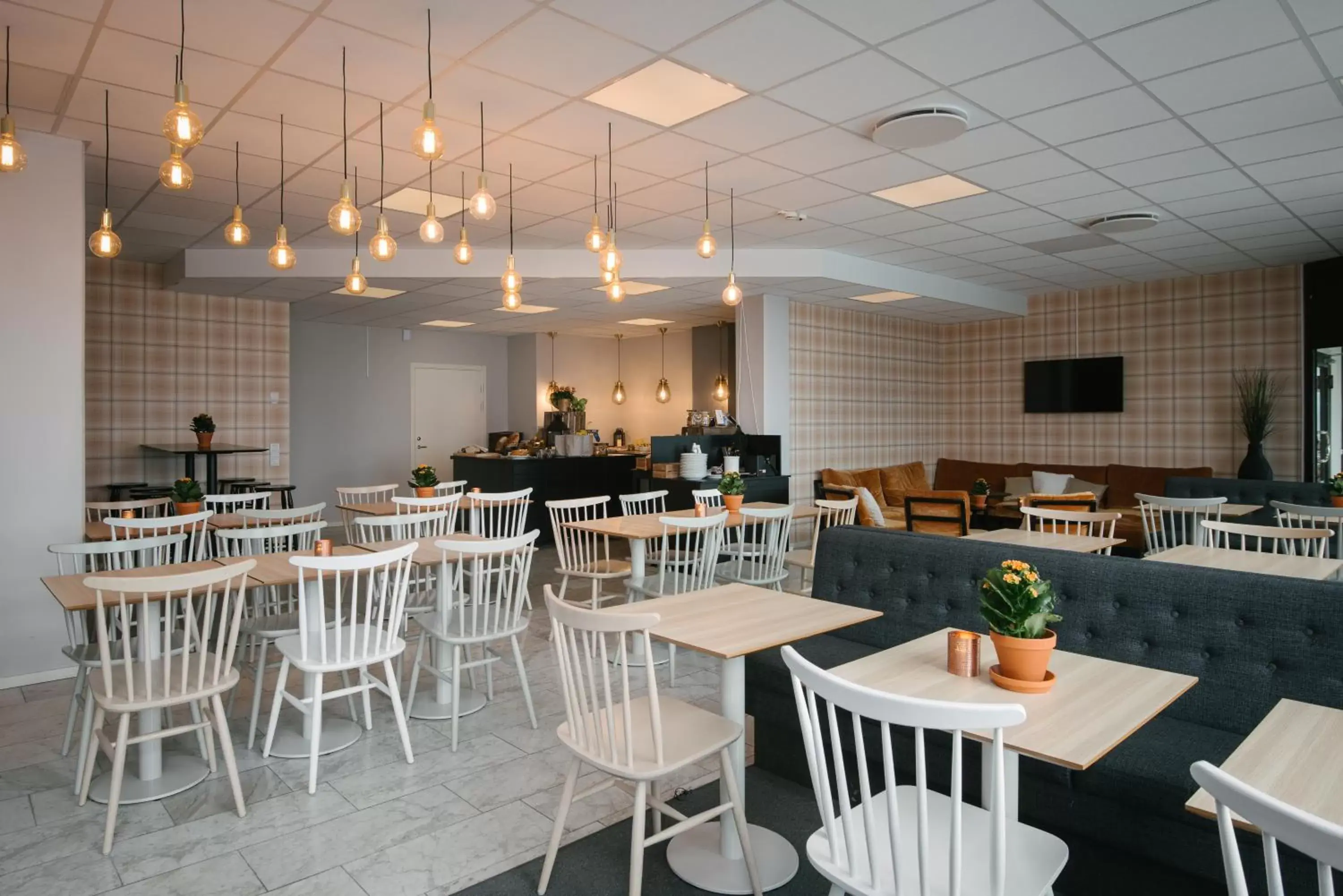 Restaurant/Places to Eat in Hotell Fyrislund