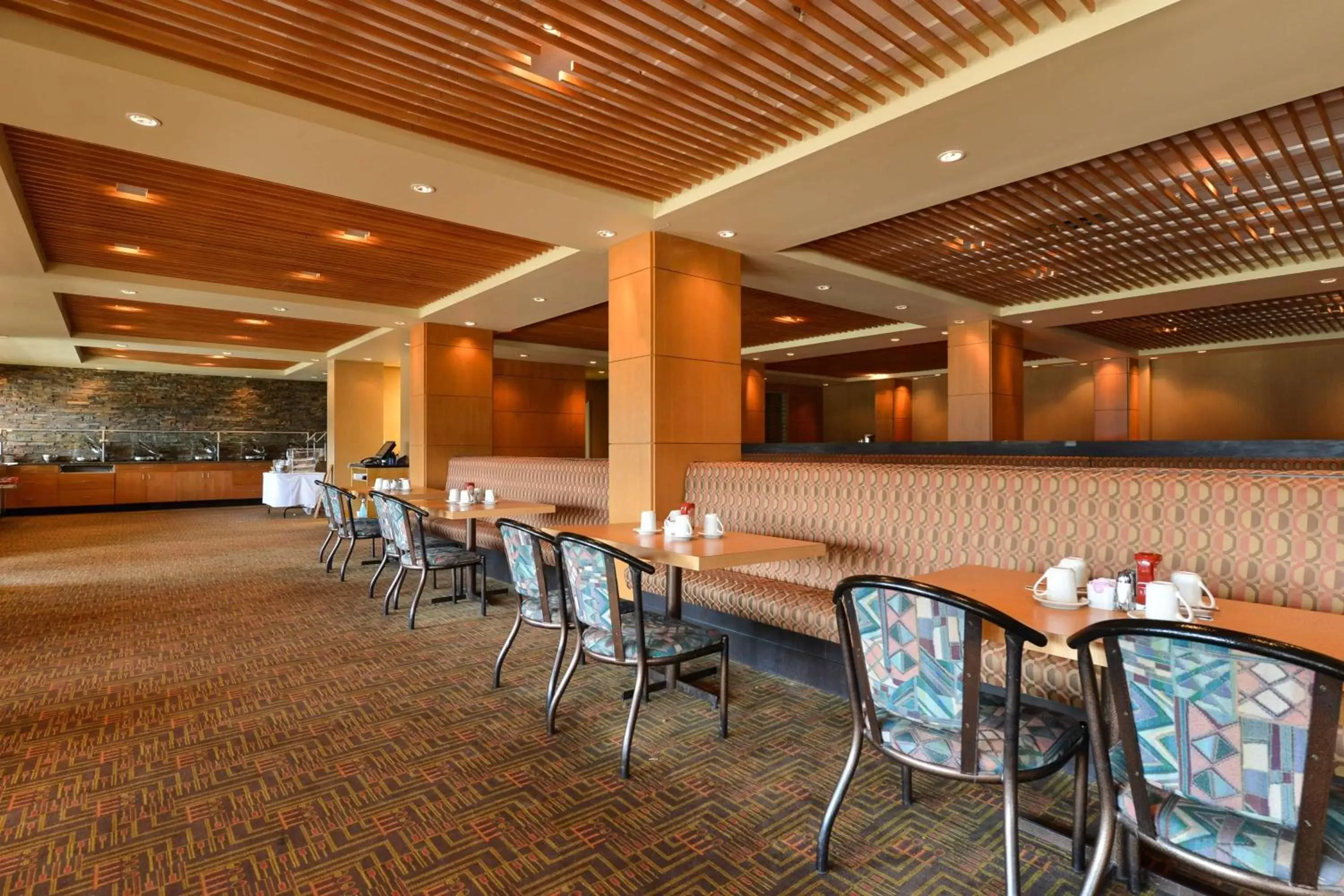 Restaurant/Places to Eat in Radisson Hotel & Convention Center Edmonton