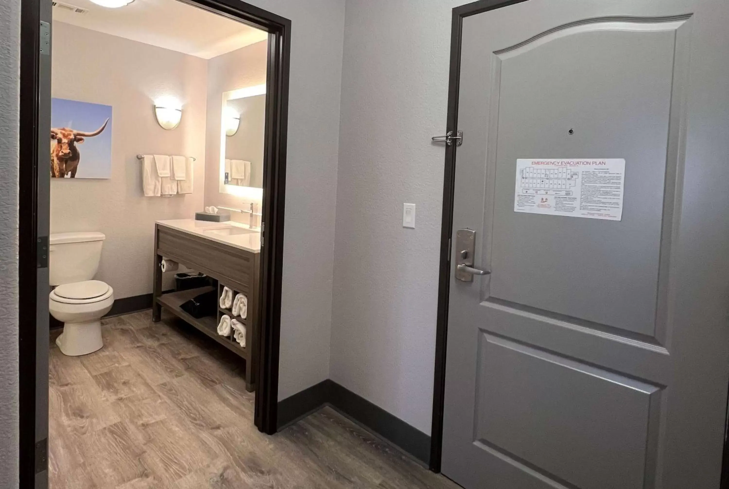 Photo of the whole room in La Quinta by Wyndham Big Spring Photo of the whole room in La Quinta by Wyndham Big Spring