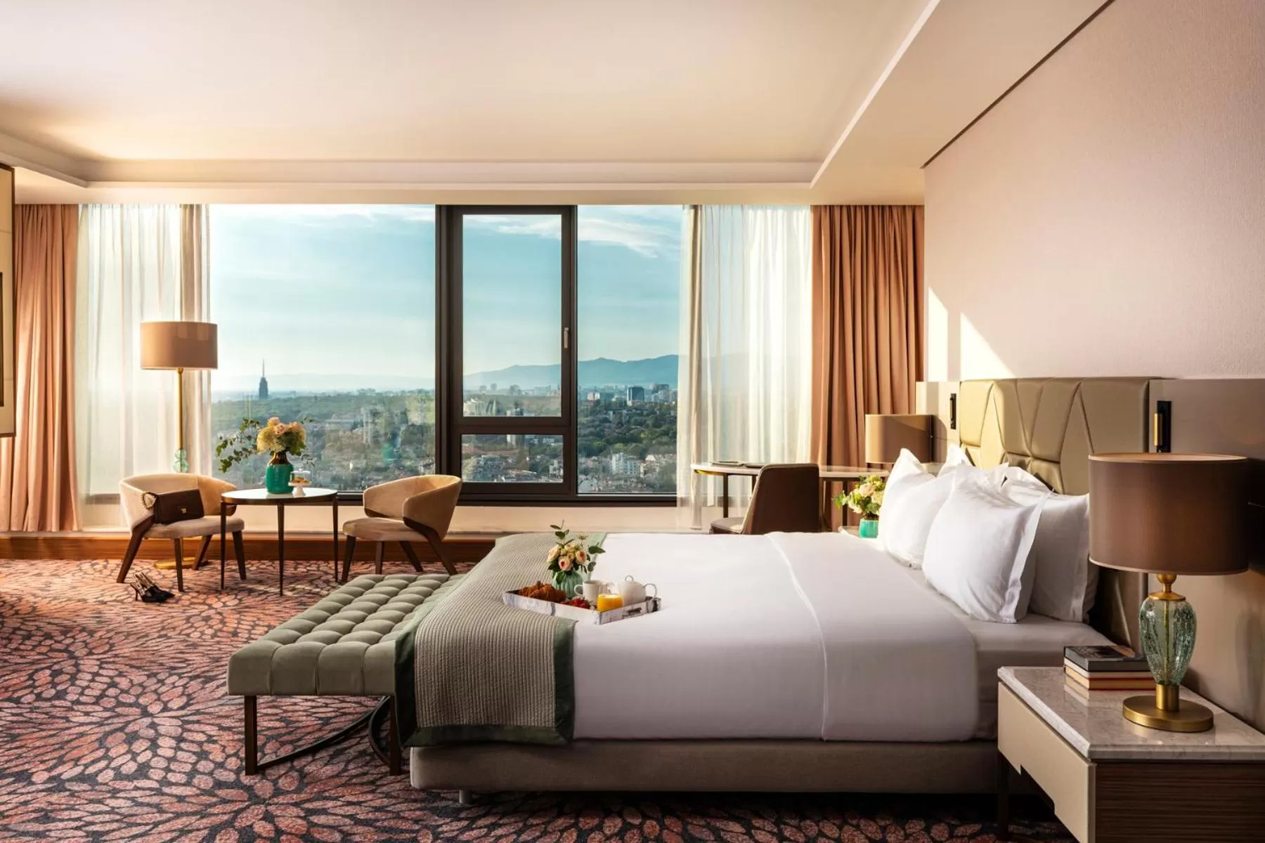 City view, Bed in Grand Hotel Millennium Sofia
