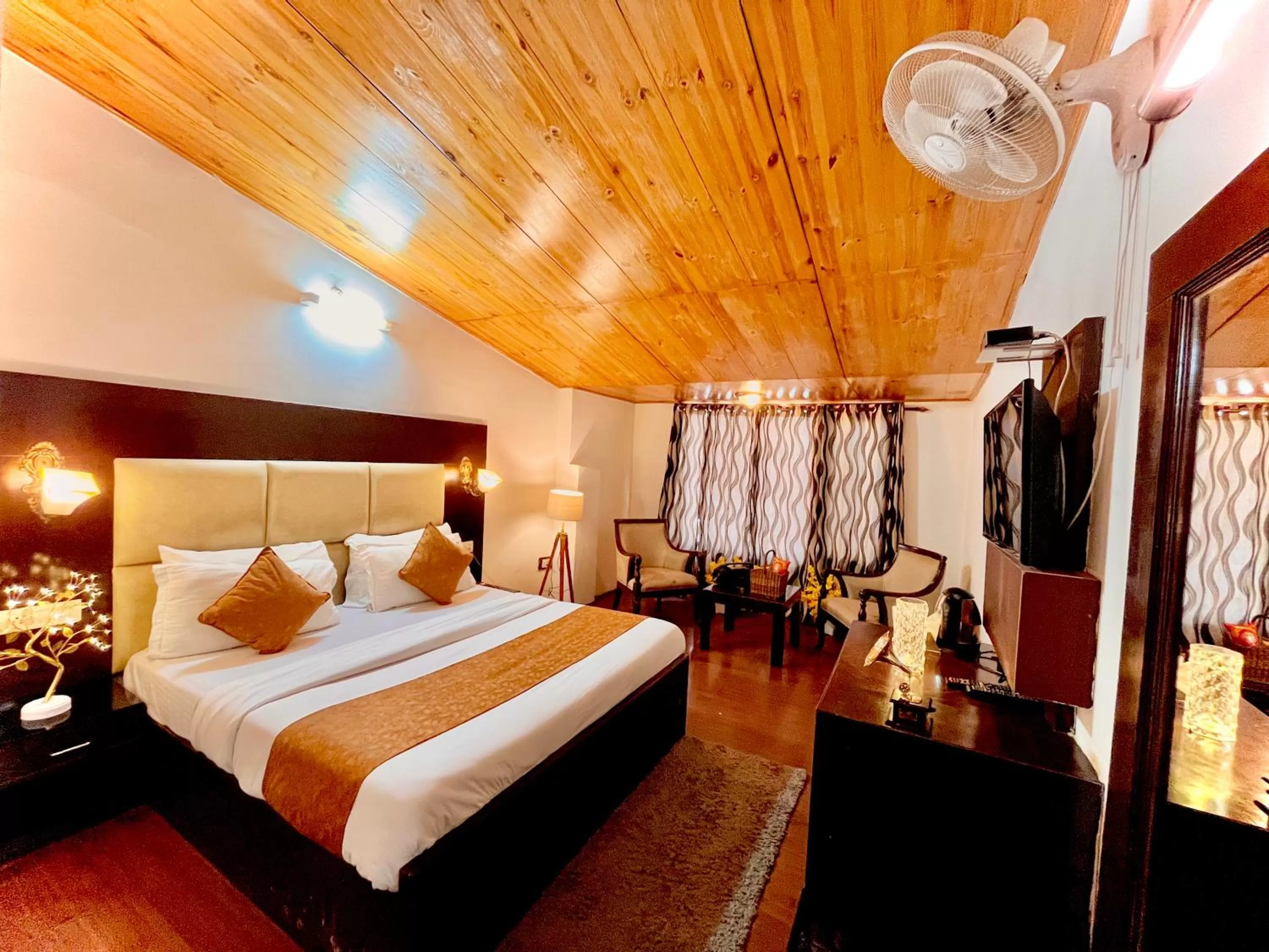 Dafodil INN - A Four star Luxury hotel, Manali
