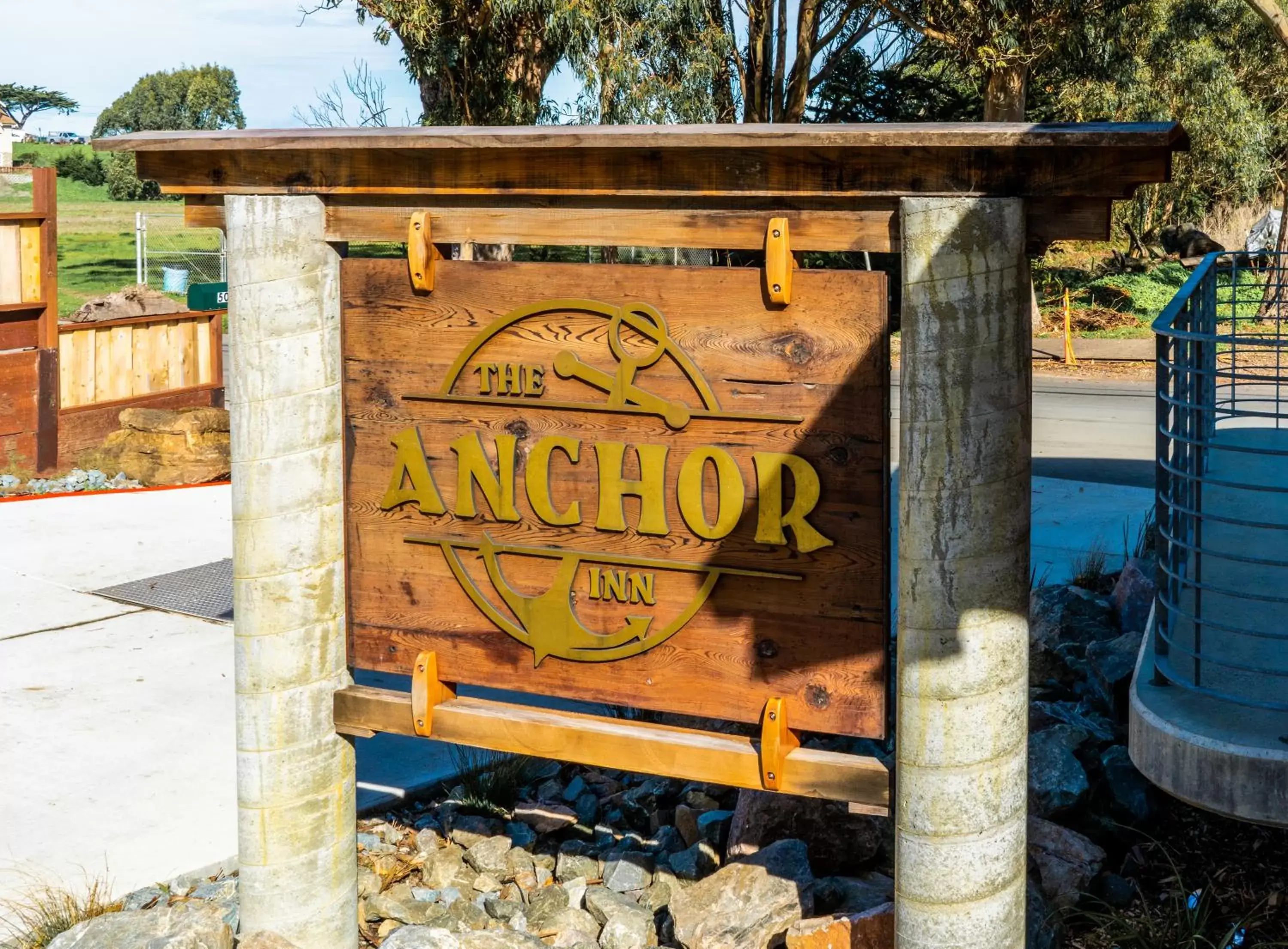 Property Logo/Sign in Anchor Inn Pacifica