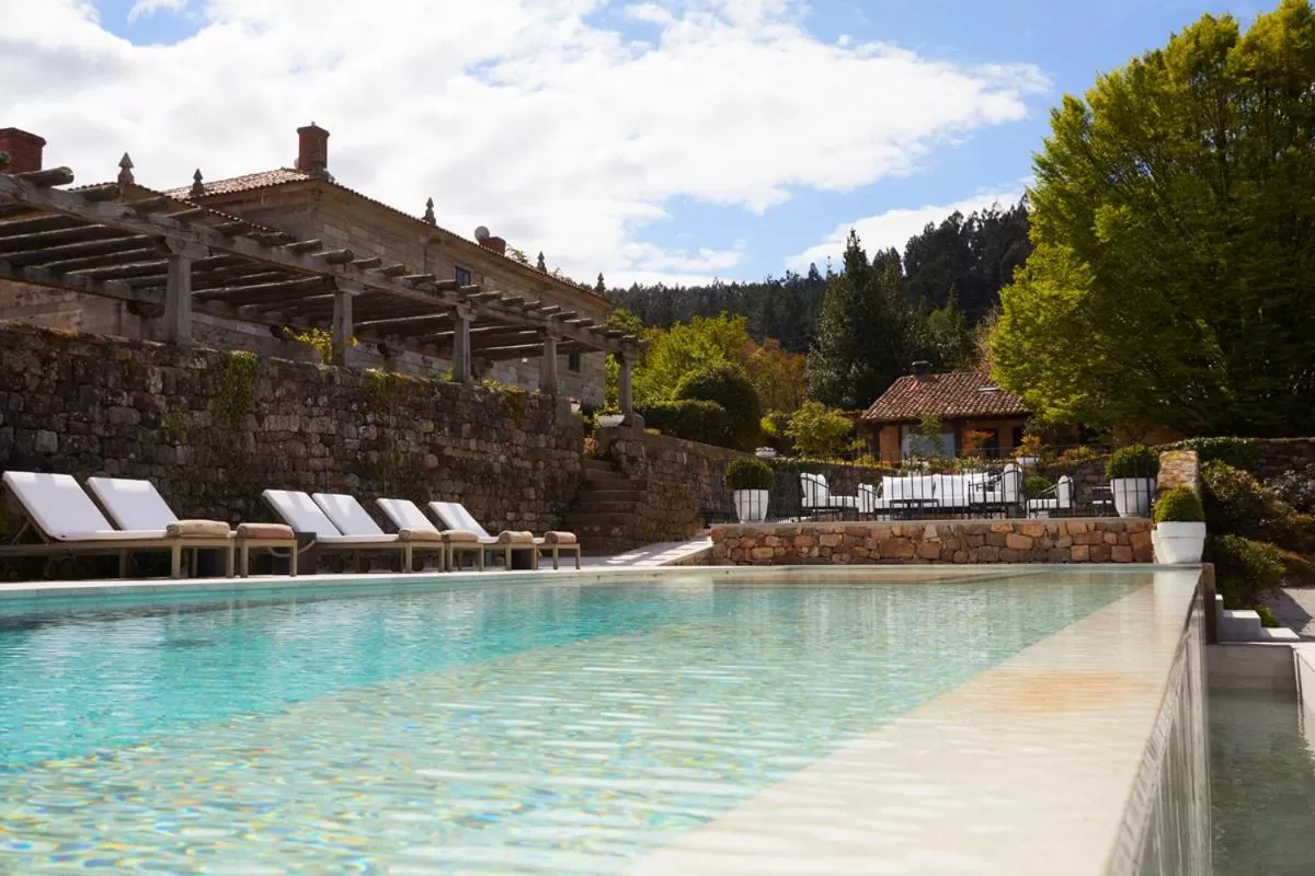 Swimming pool in Helguera Palacio Boutique & Antique