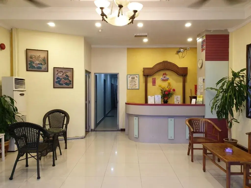 Lobby or reception in Fully Hotel Desa Tebrau Lobby or reception in Fully Hotel Desa Tebrau