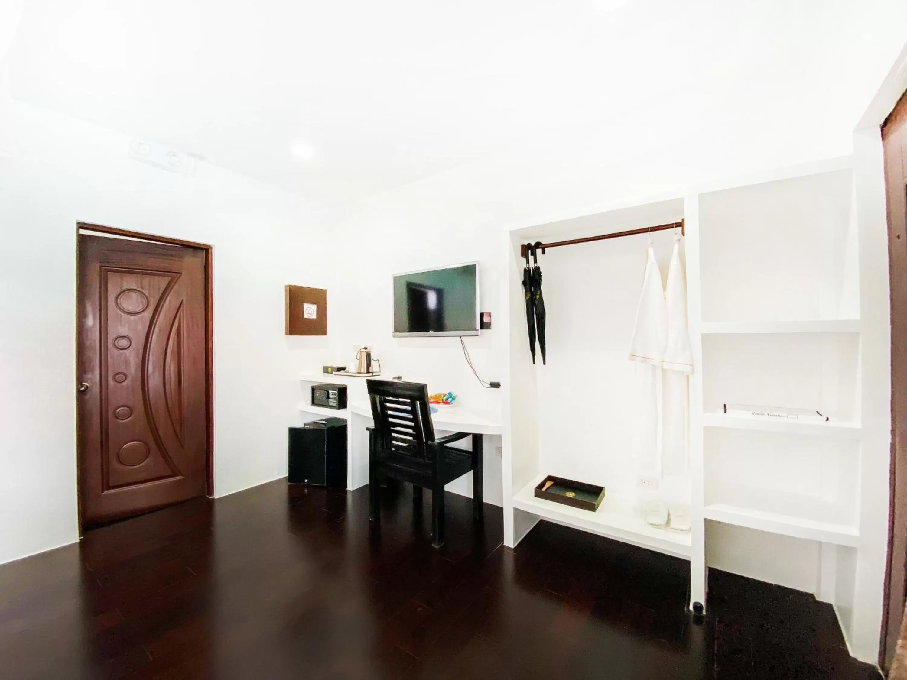 Photo of the whole room in Carpe Diem Villas & Resort