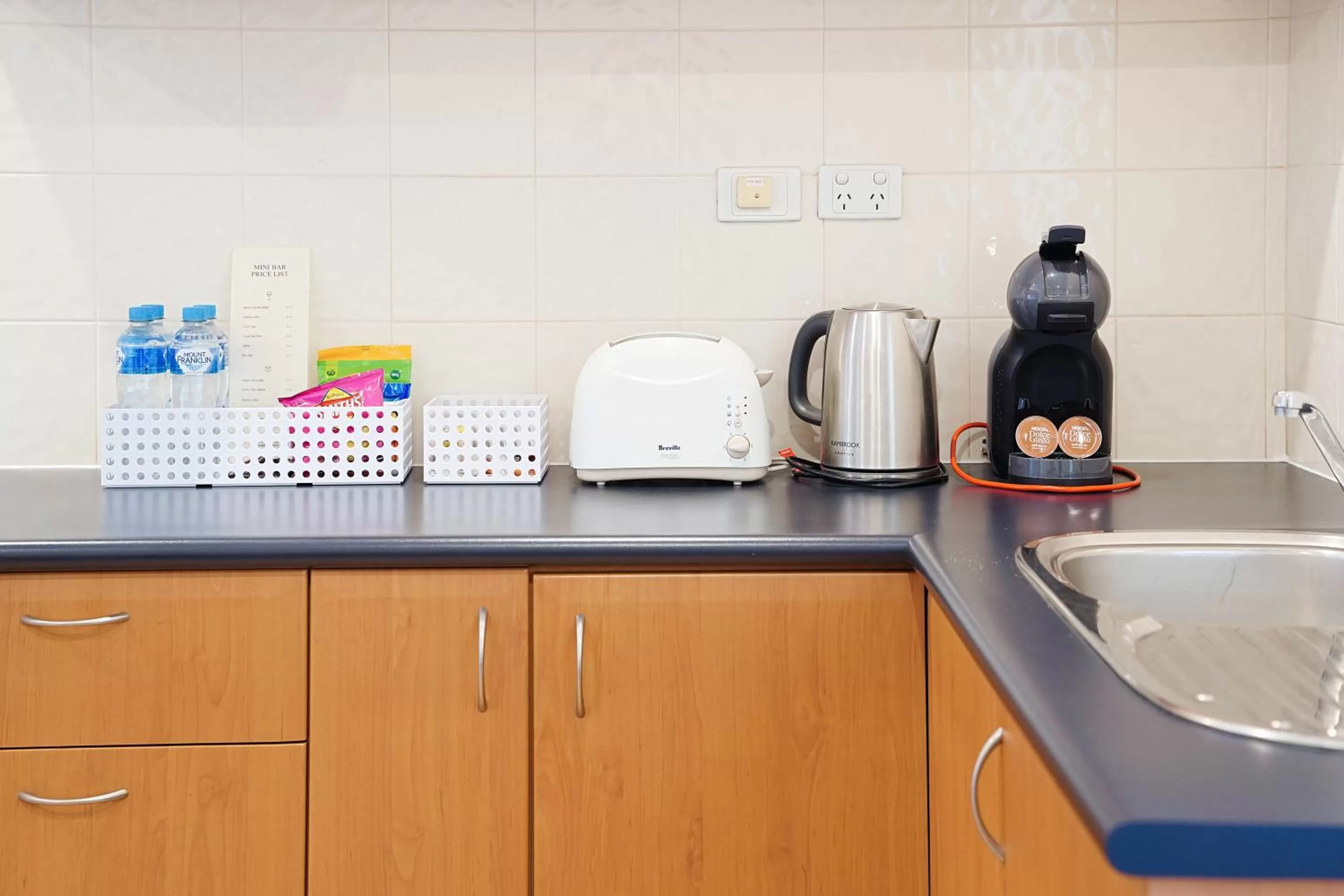 Coffee/tea facilities in All Suites Perth