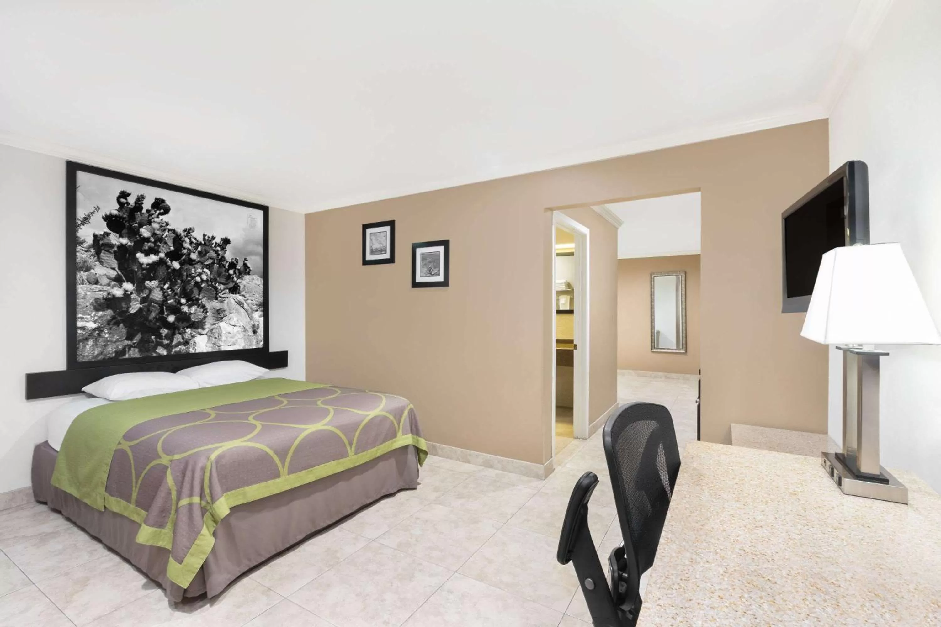 Suite with One King Bed and One Queen Bed in Super 8 by Wyndham McAllen-Downtown-Airport-LA Plaza Mall