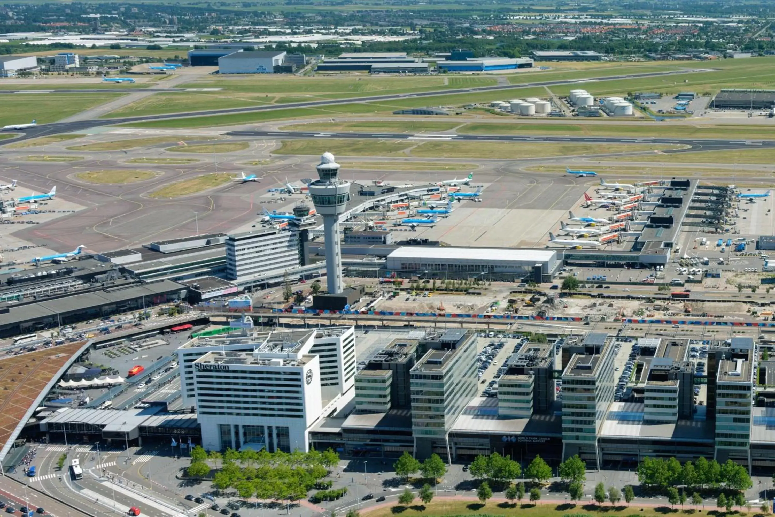 Property building, Bird's-eye View in Sheraton Amsterdam Airport Hotel and Conference Center