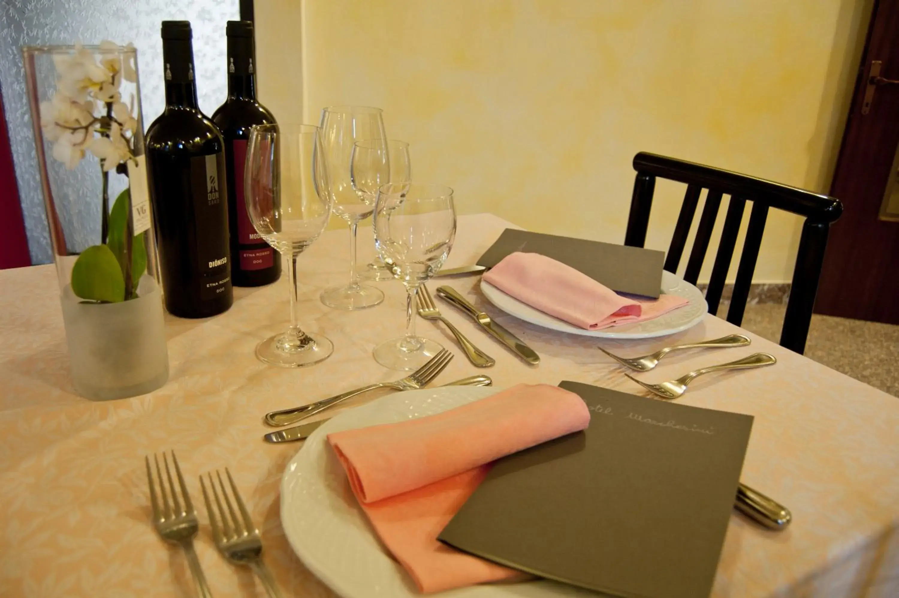 Restaurant/Places to Eat in Hotel Marchesini