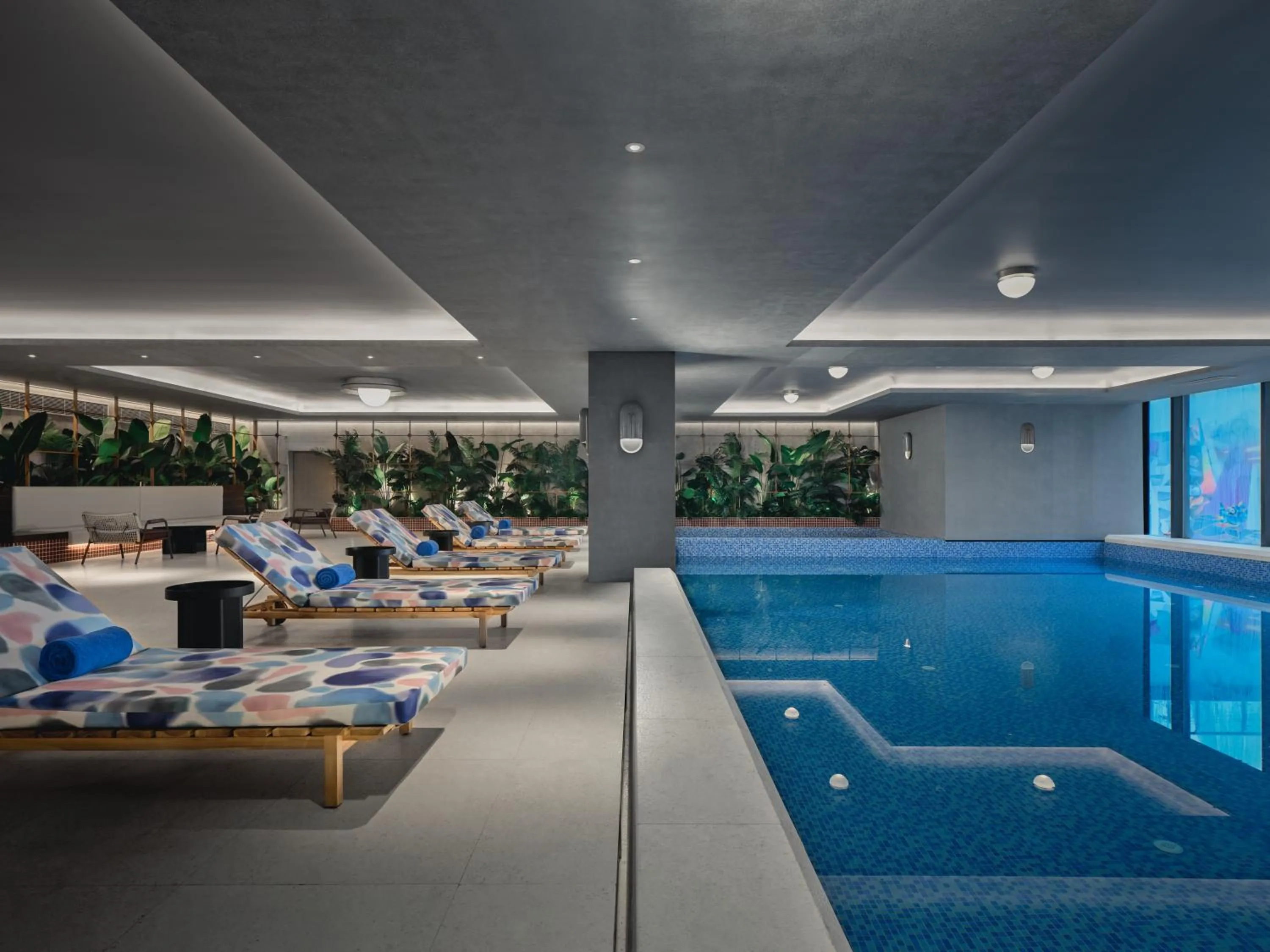 Swimming pool in Hotel Indigo Hangzhou Uptown,Close to Westlake , boutique design hotel with freeflow minibar