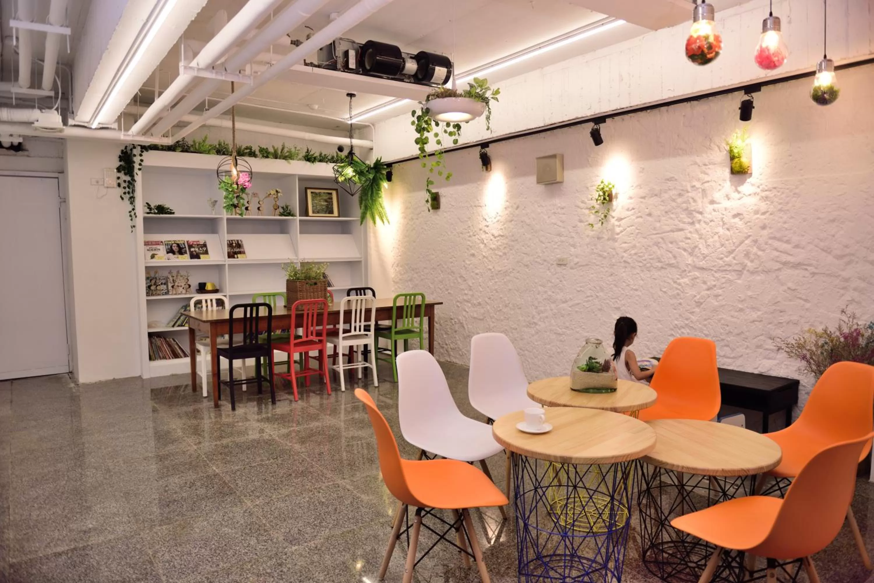 Restaurant/places to eat in Wountain Hotel