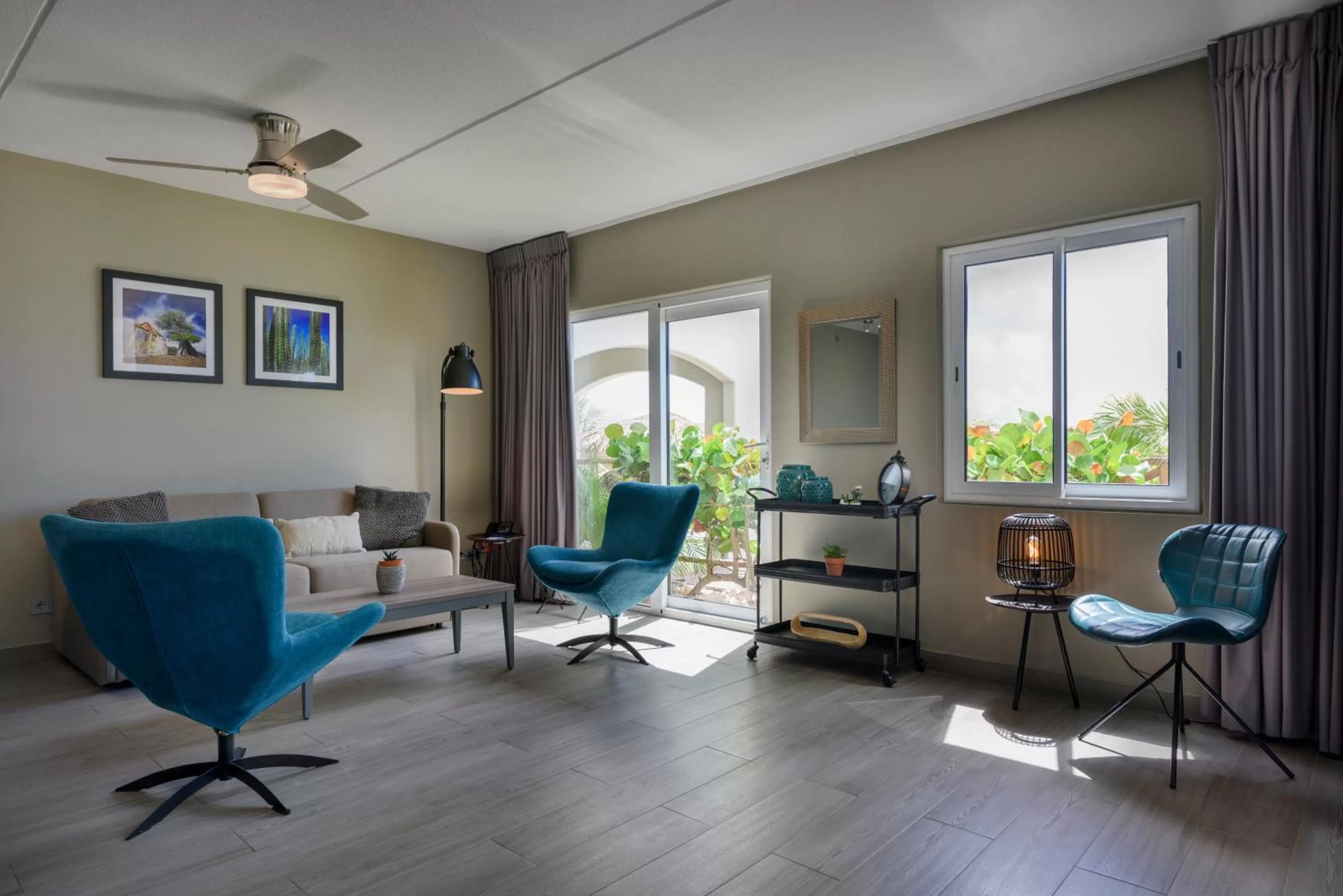 Living room in Curacao Avila Beach Hotel