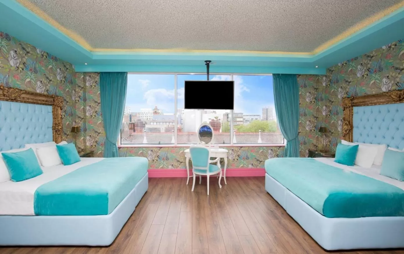 Bedroom in The Shankly Hotel