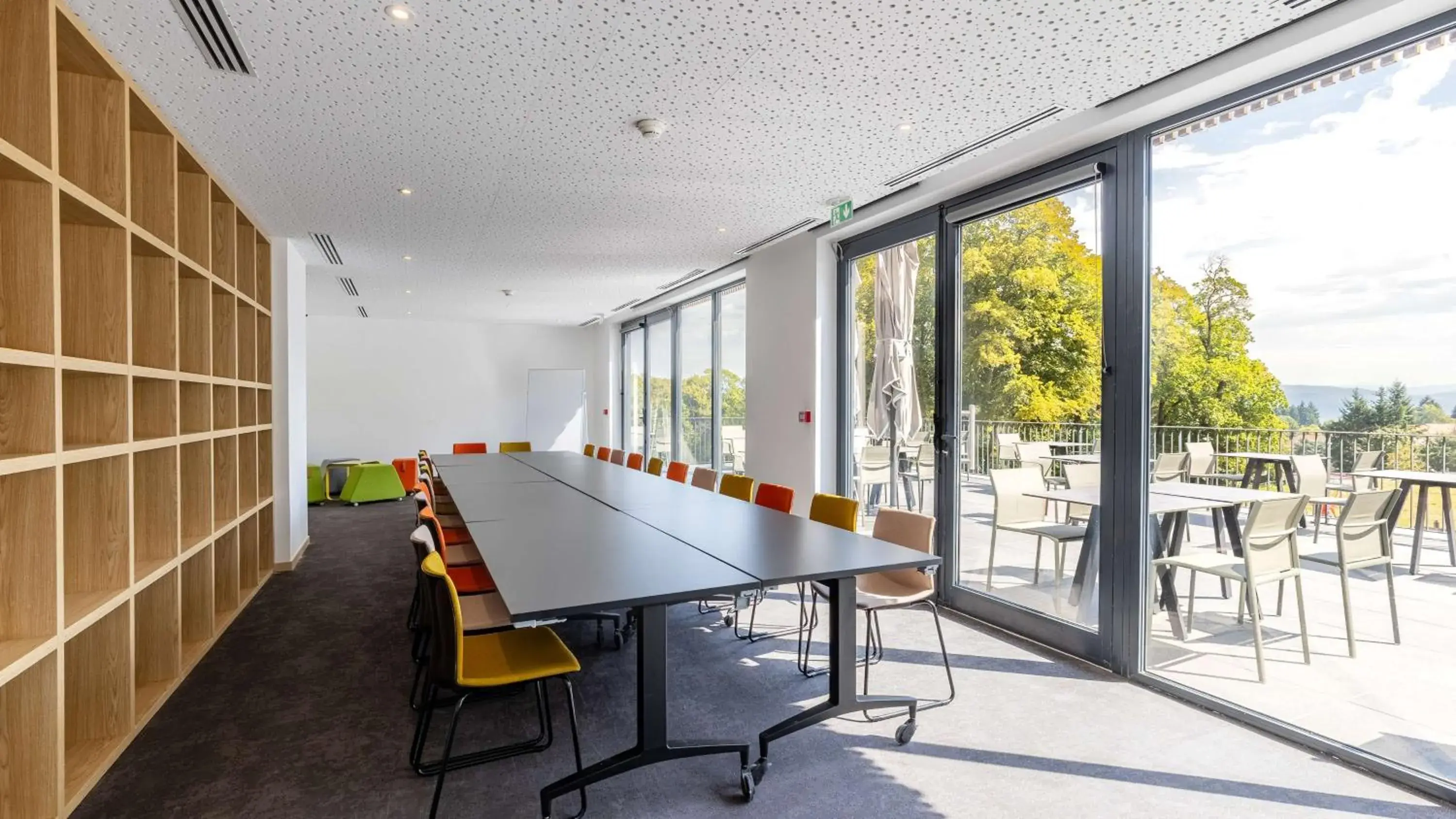 Meeting/conference room, Table Tennis in Domaine de Dolomieu Hotel & Spa - BW Premier Collection